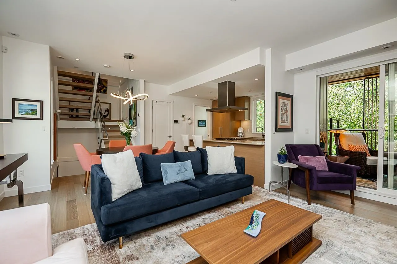 102 1205 Harold Road
