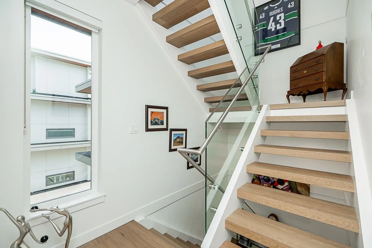 102 1205 Harold Road