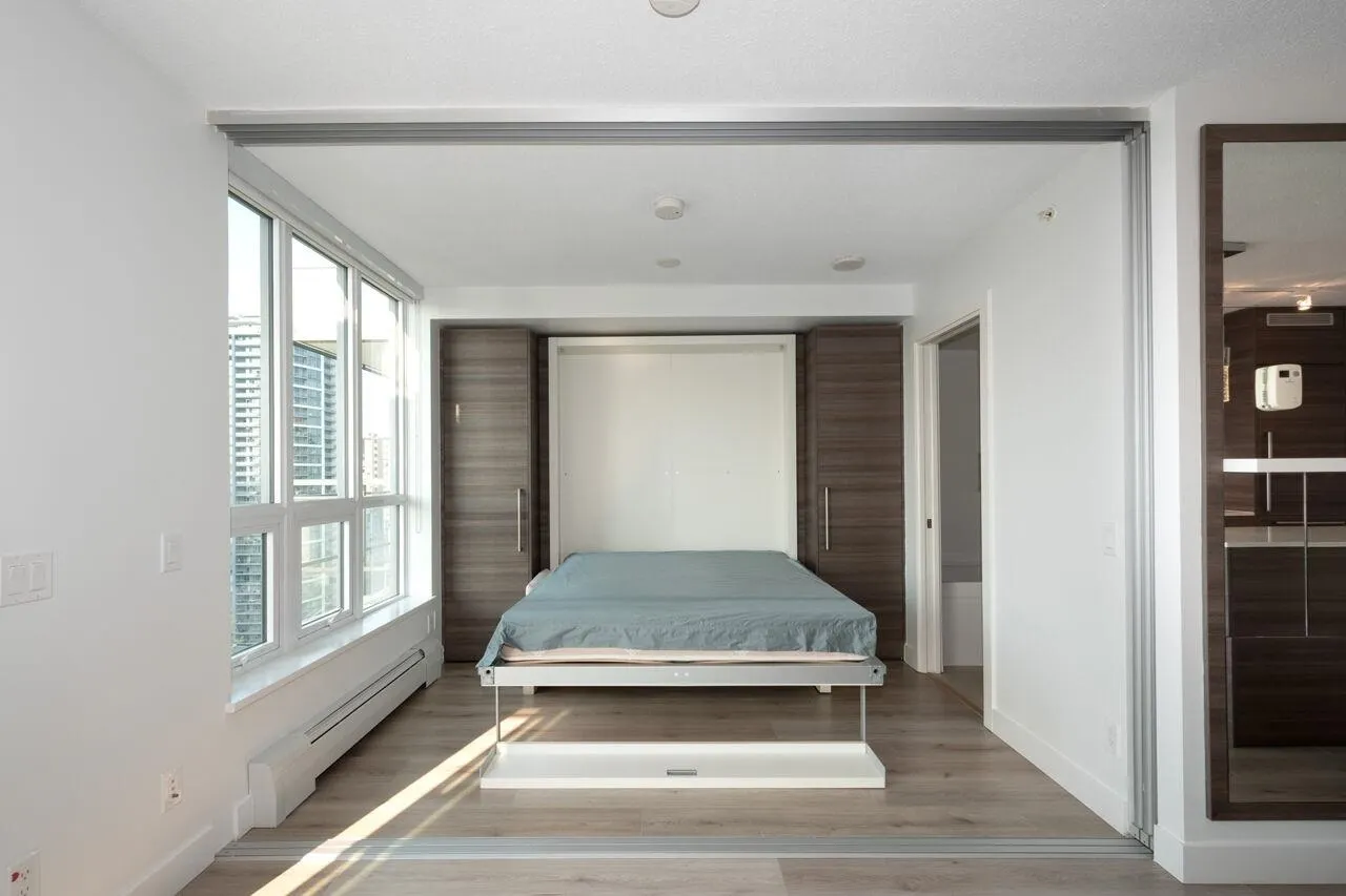 2912 13398 104 Avenue