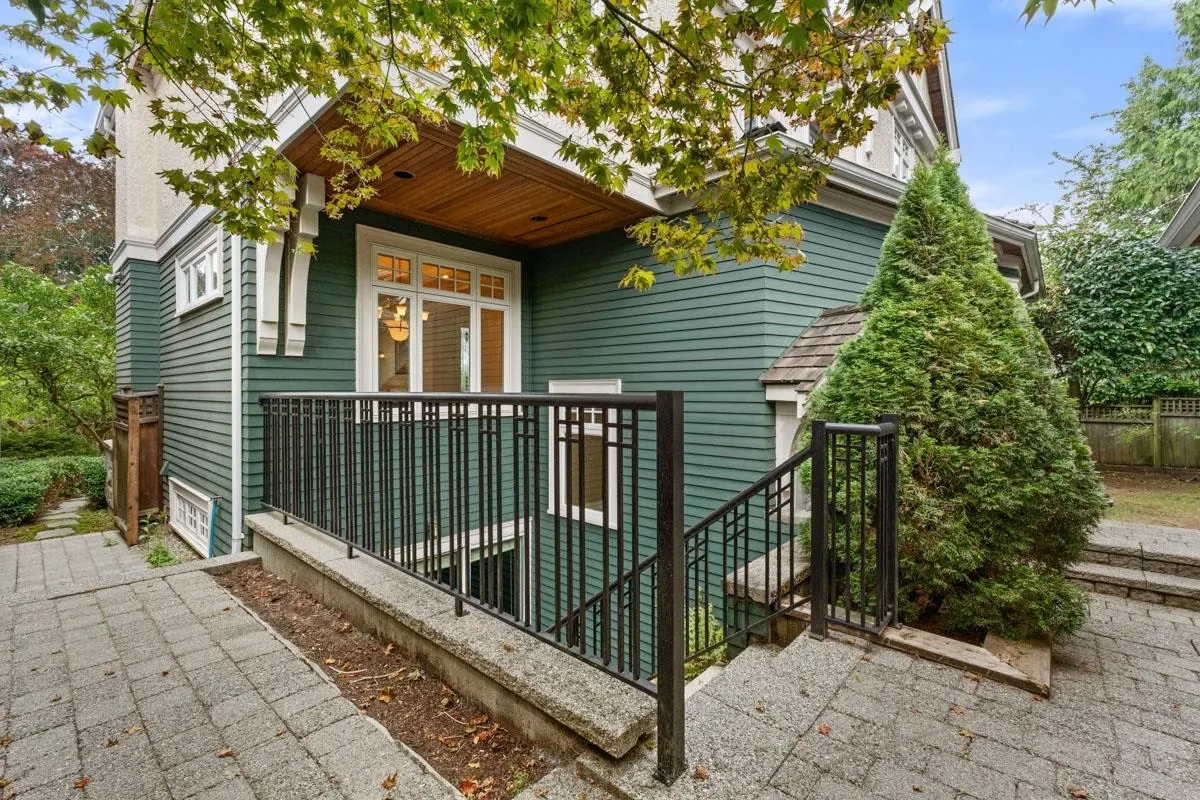 4007 Quesnel Drive