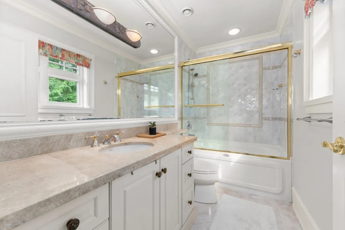 4007 Quesnel Drive