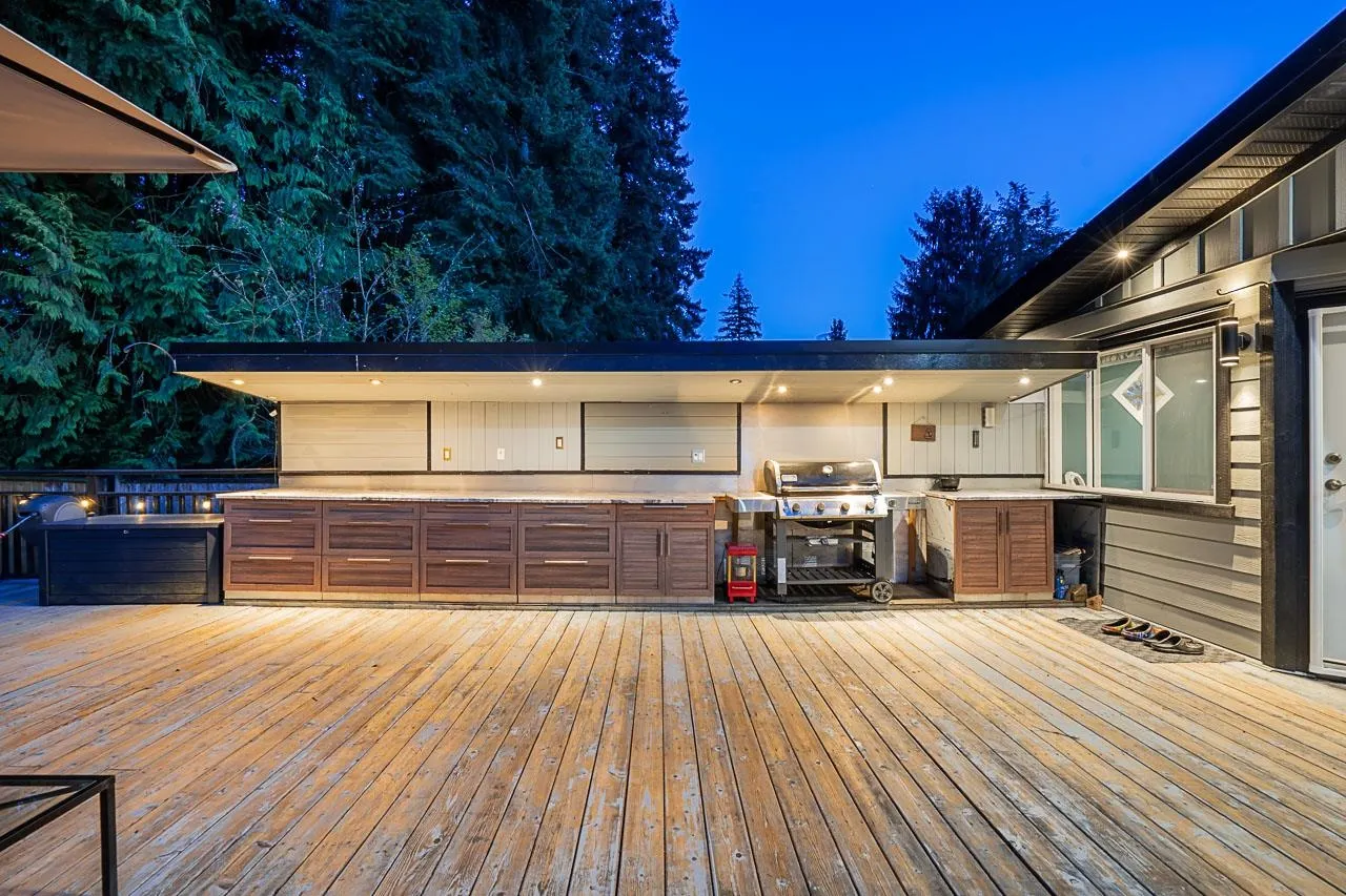 2860 Woodland Street