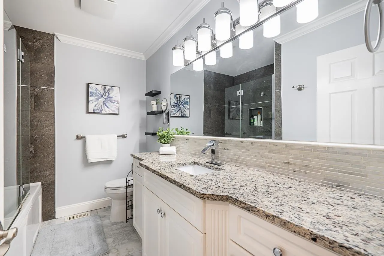 2860 Woodland Street