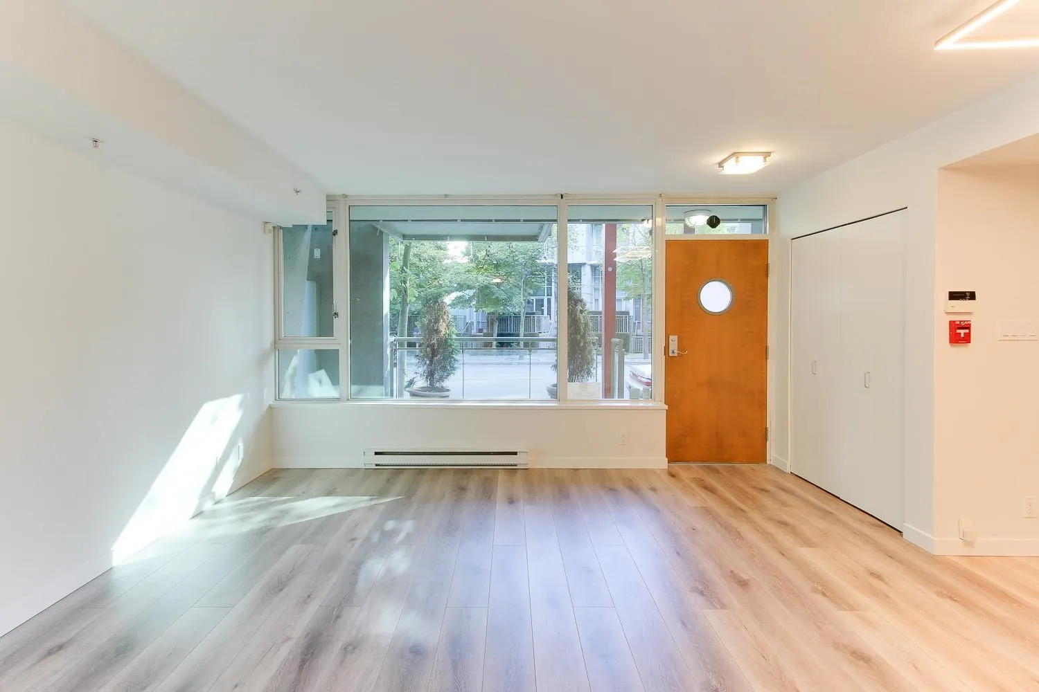 1432 W Hastings Street