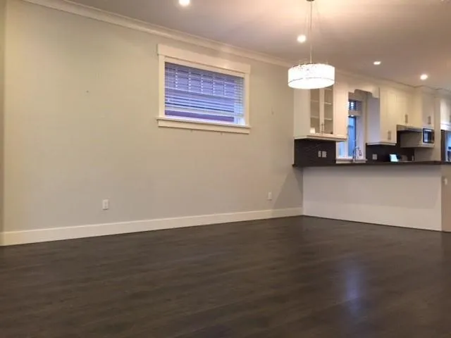 #8 4323 Arthur Drive