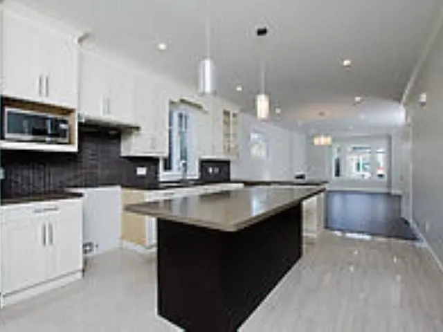 #8 4323 Arthur Drive