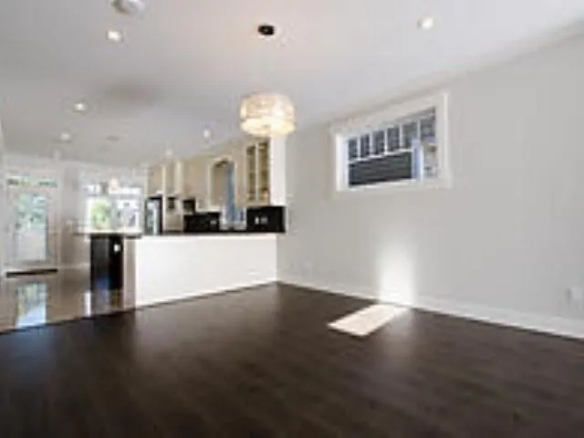 #8 4323 Arthur Drive