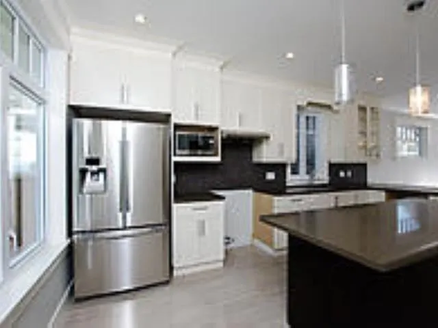 #8 4323 Arthur Drive