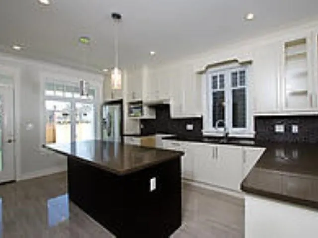 #8 4323 Arthur Drive