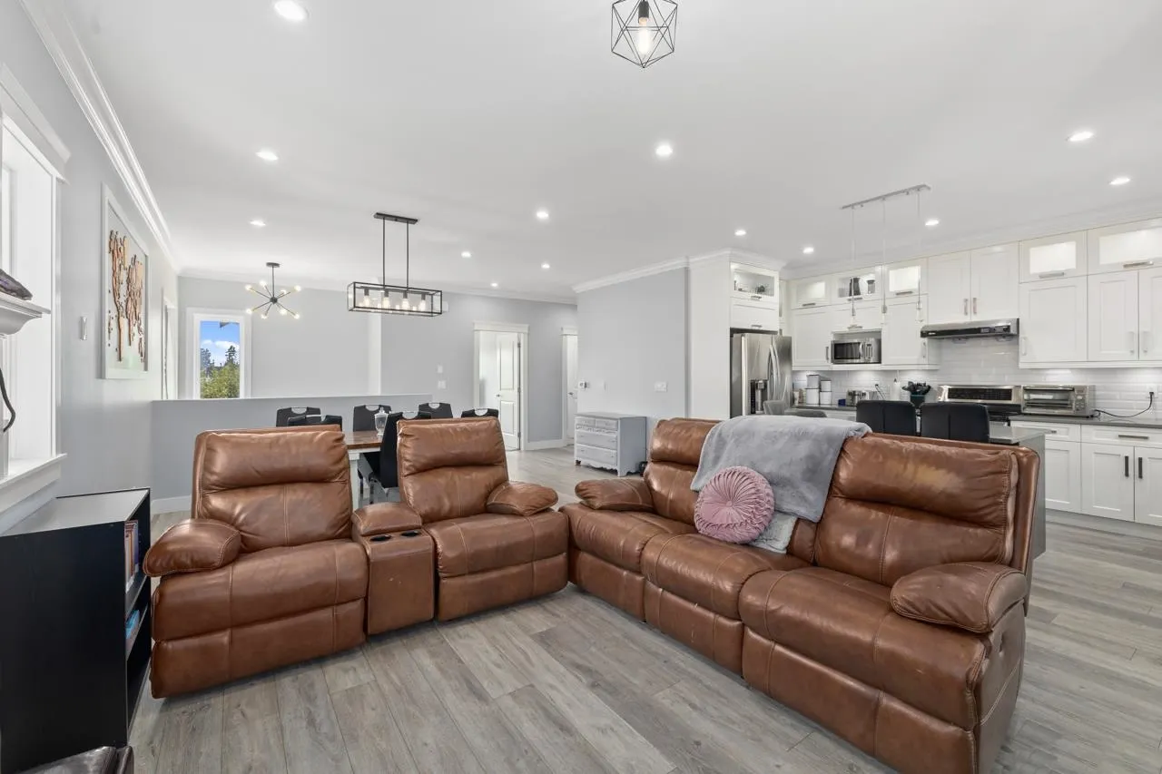 32735 Unger Court