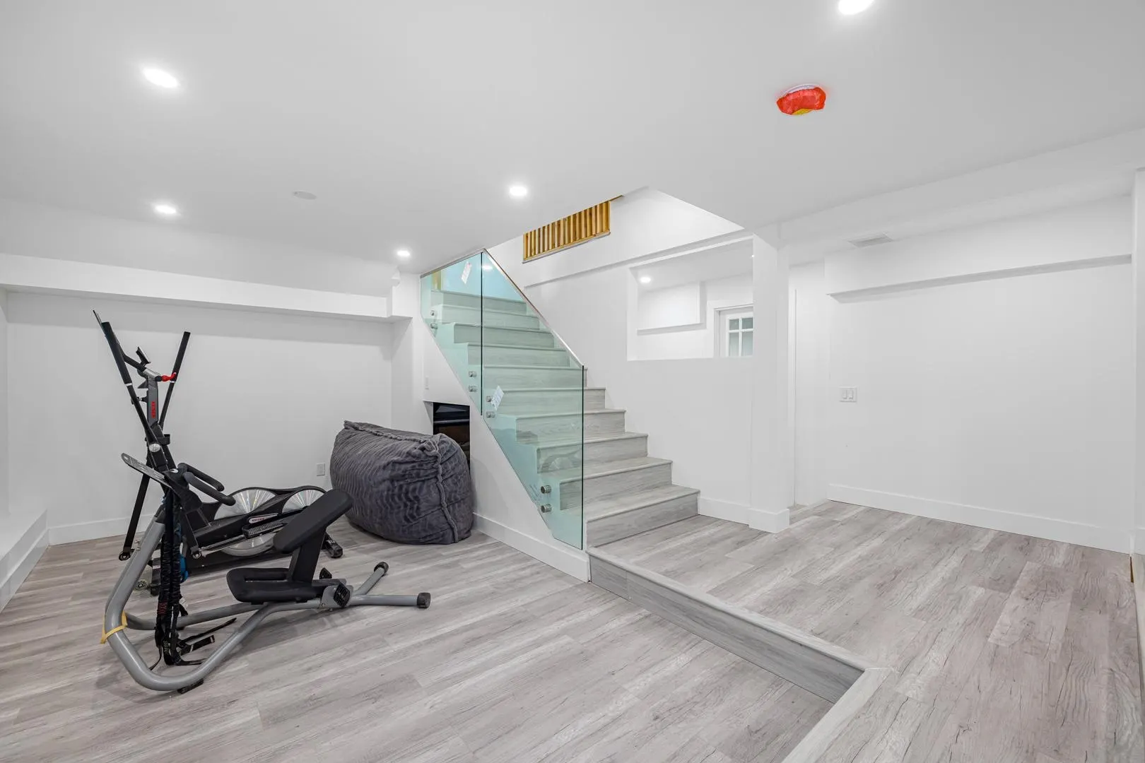 4621 Caulfeild Drive