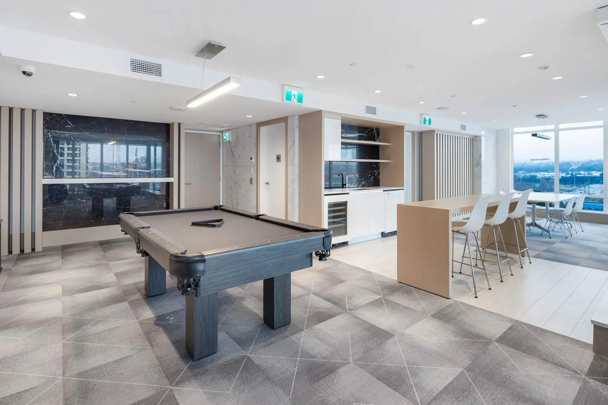 505 2085 Skyline Court