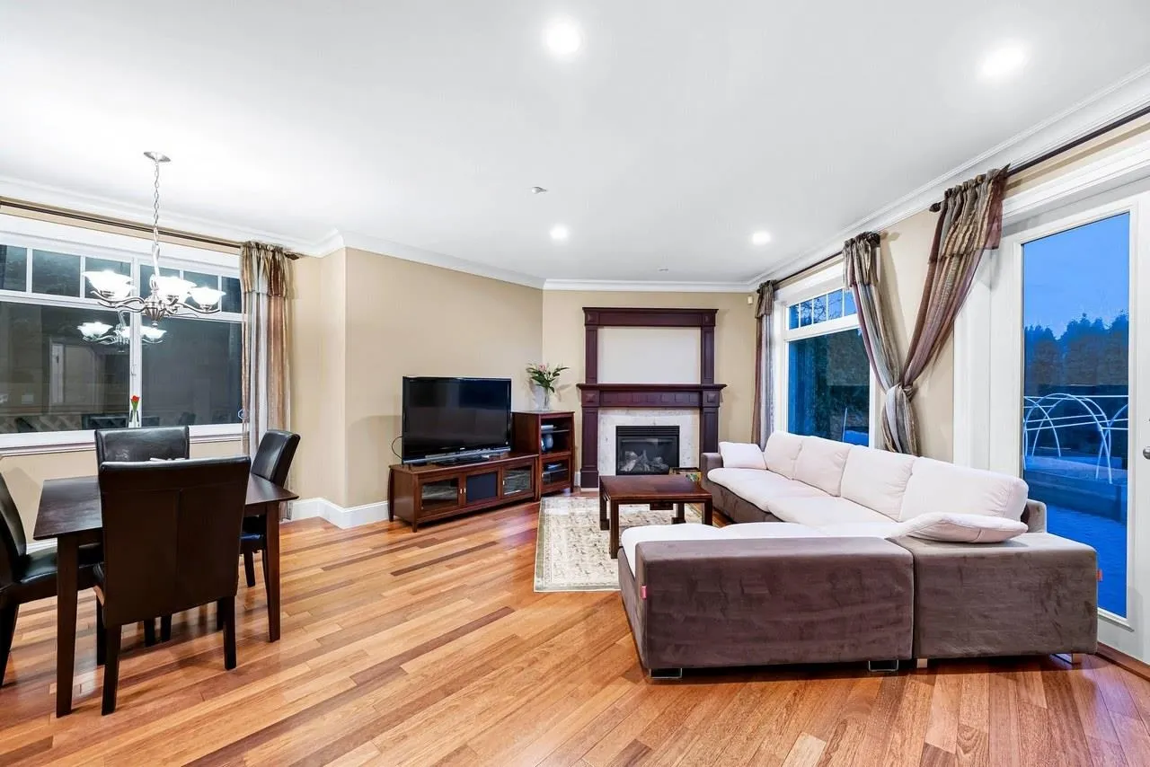 1605 Chippendale Road