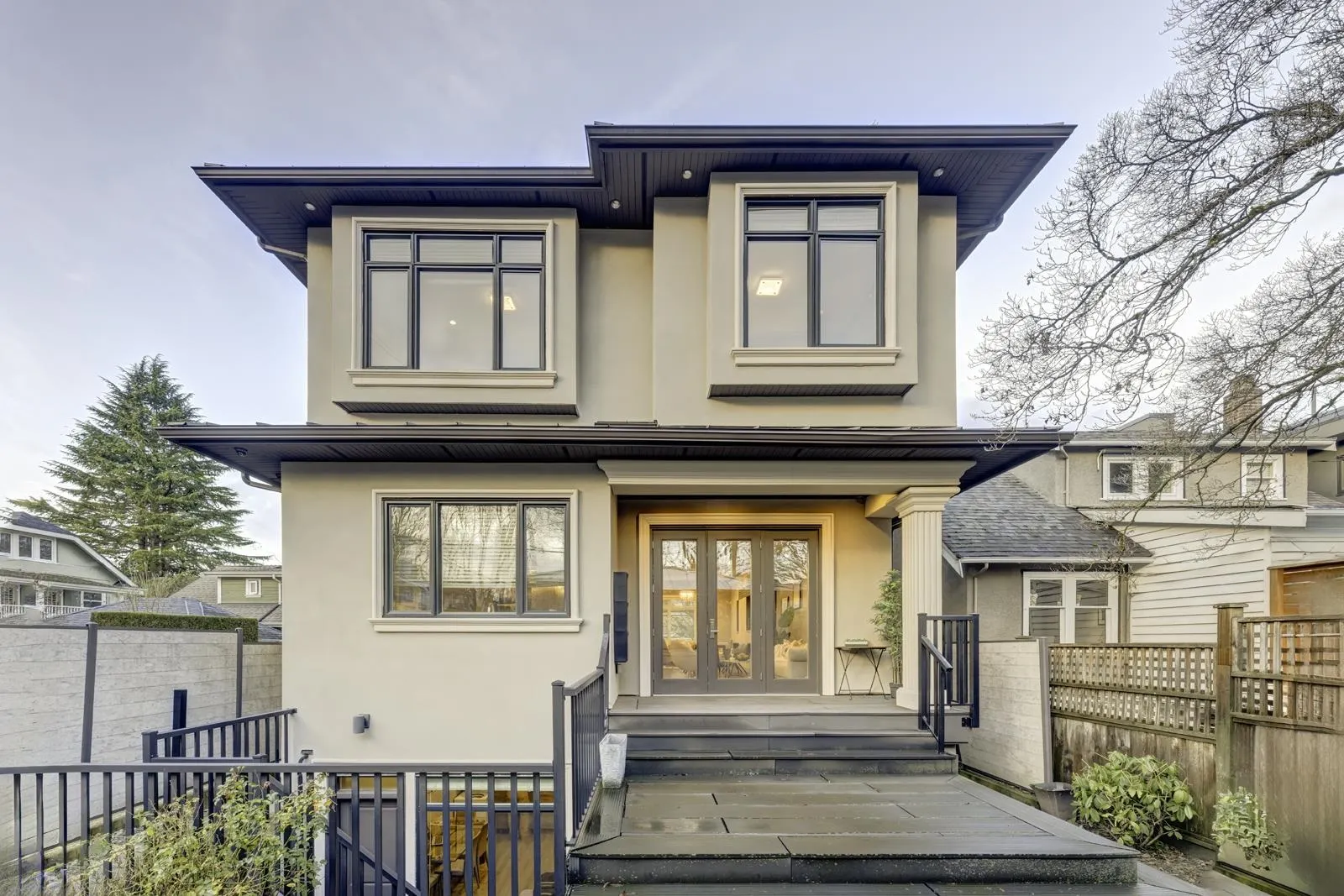3288 W 23rd Avenue