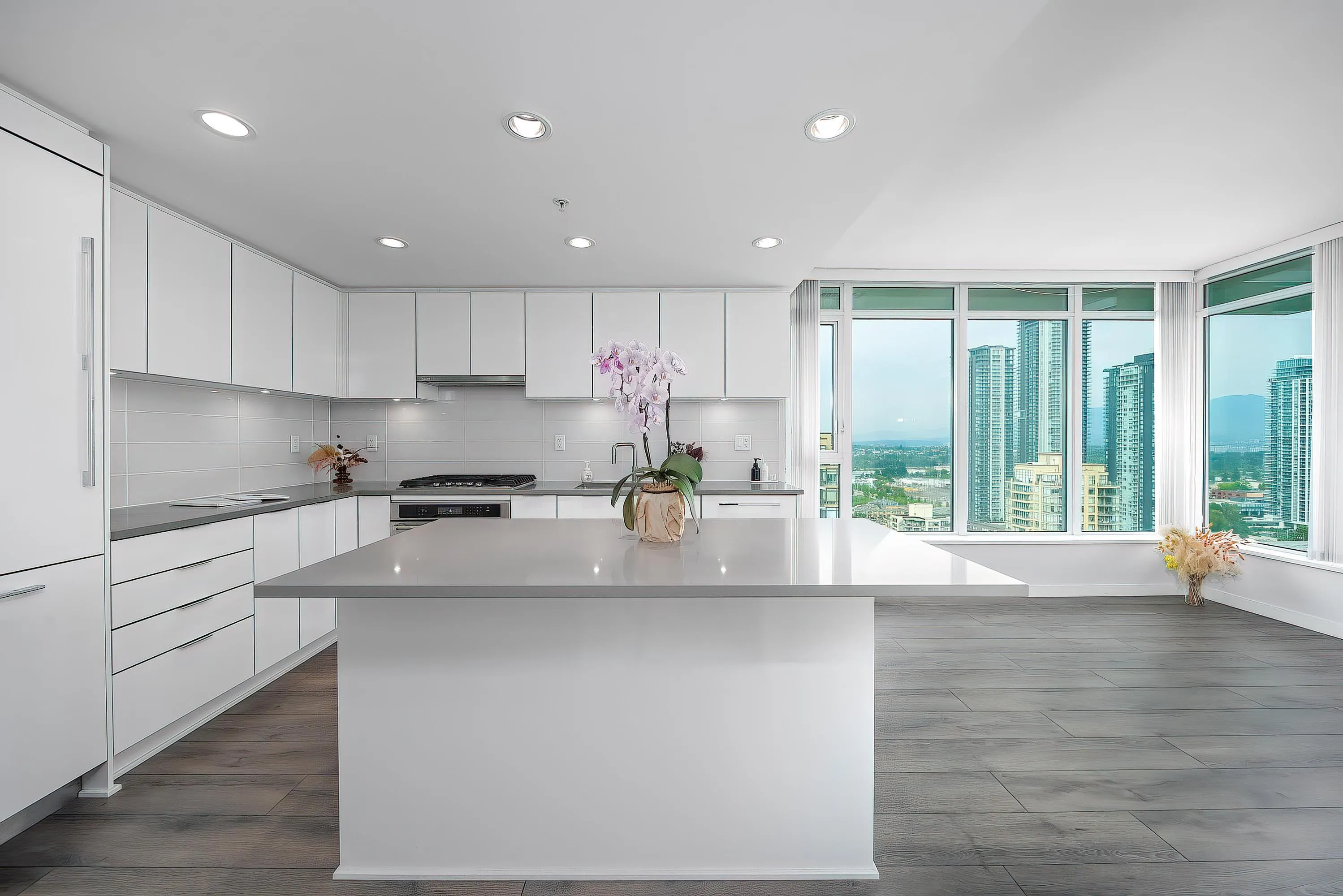 3206 2388 Madison Avenue