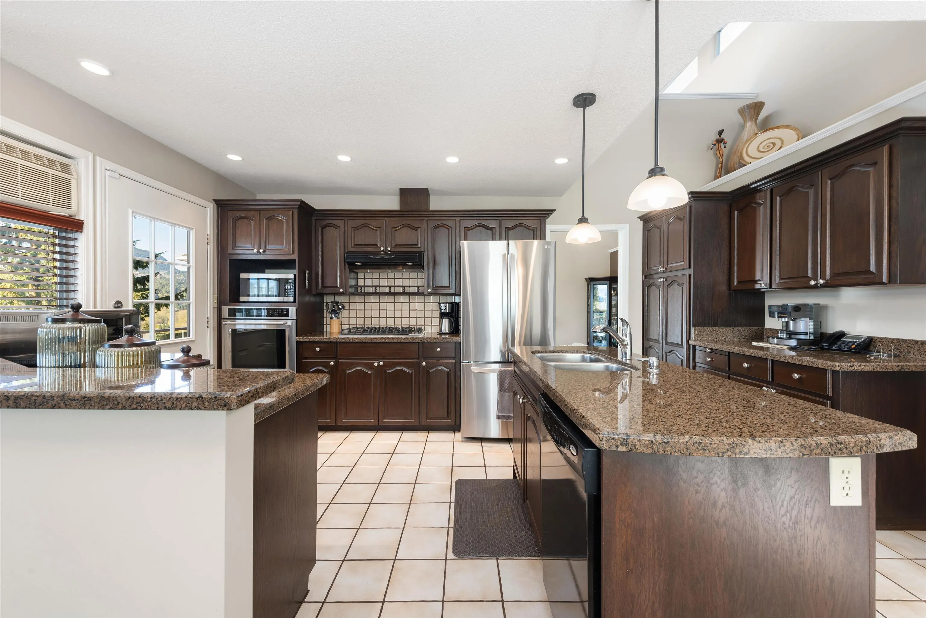 3173 Leeward Court