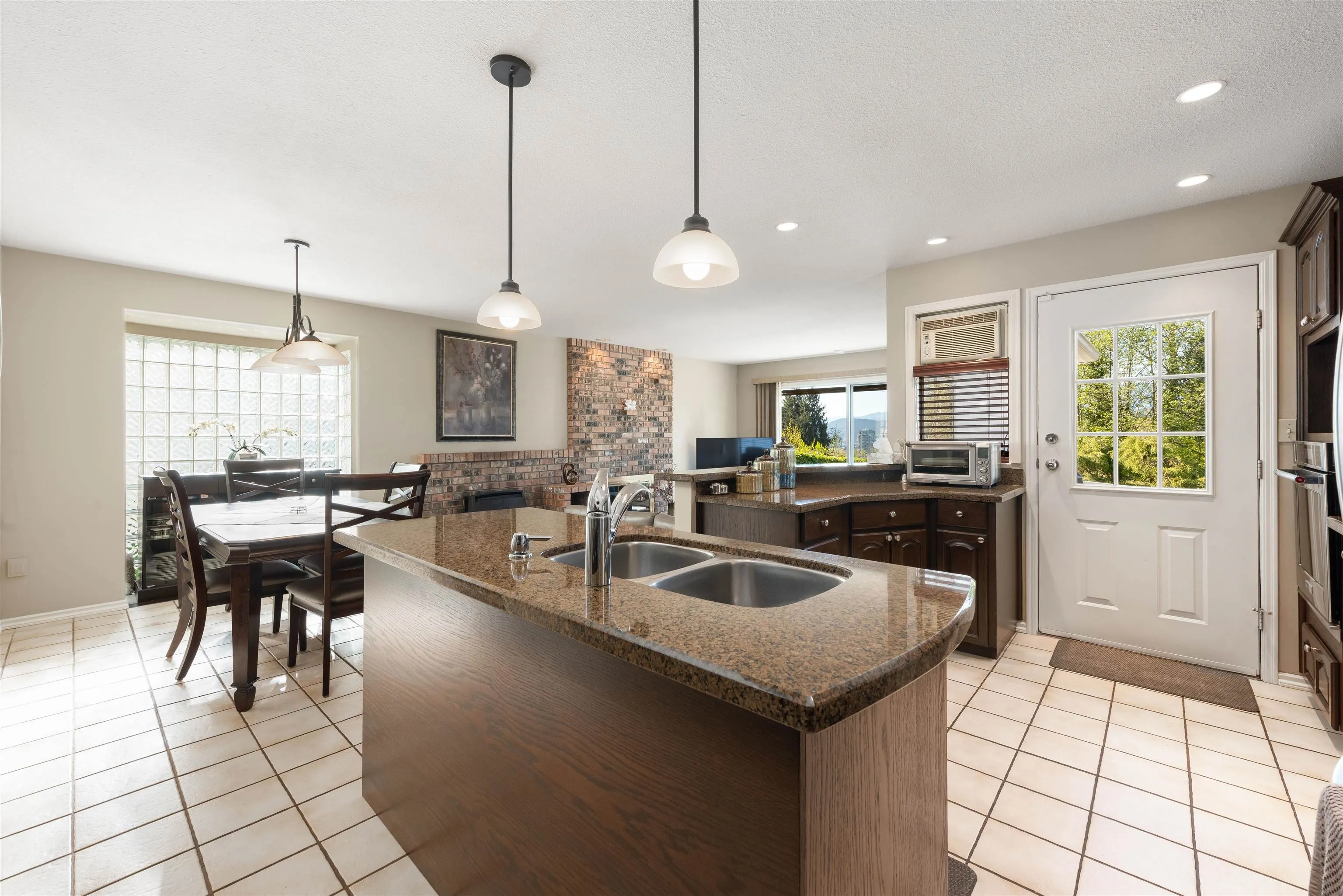 3173 Leeward Court