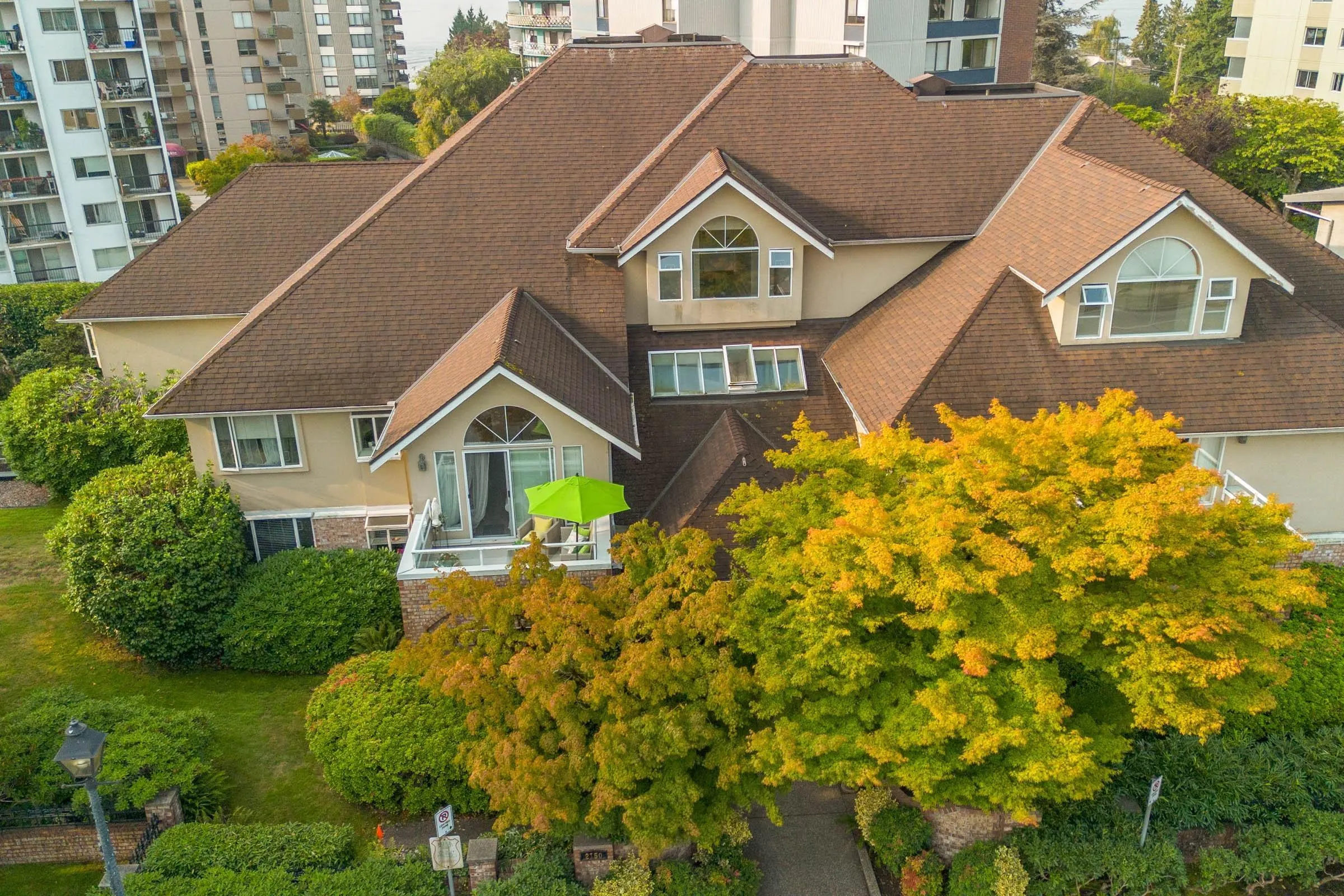 5 2150 Marine Drive