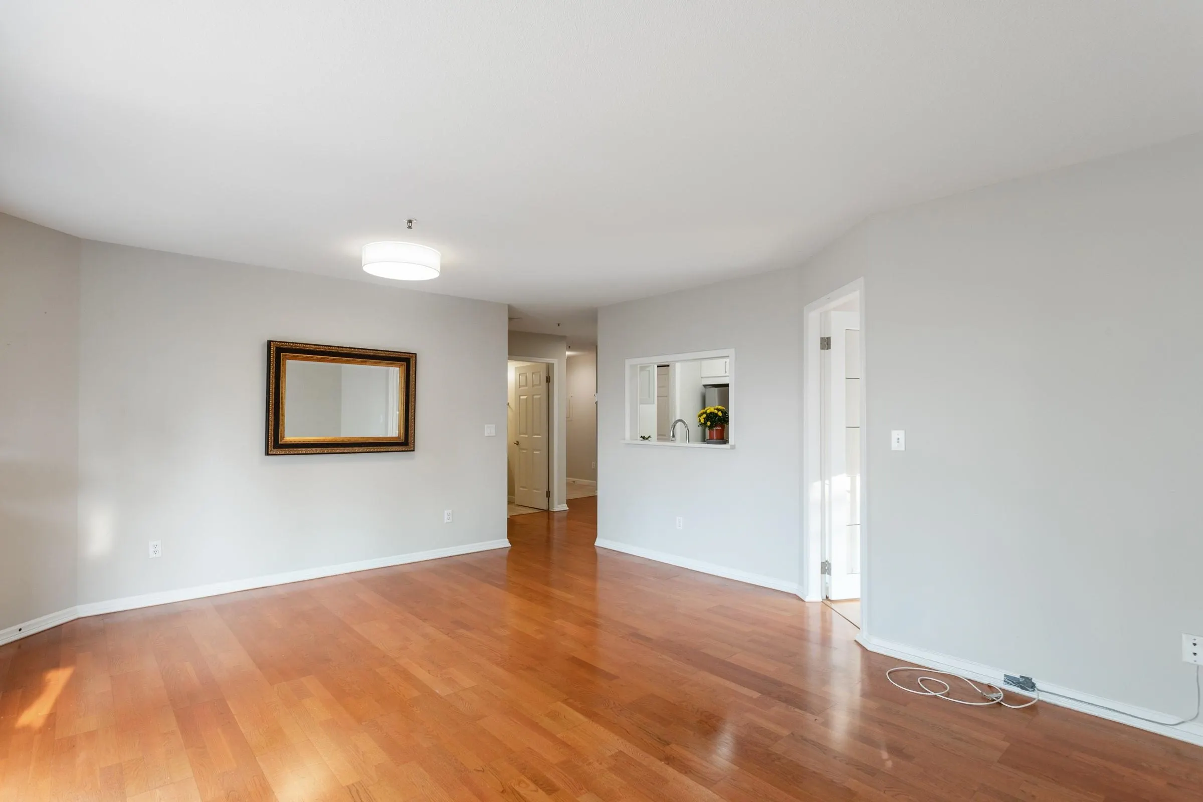 5 2150 Marine Drive