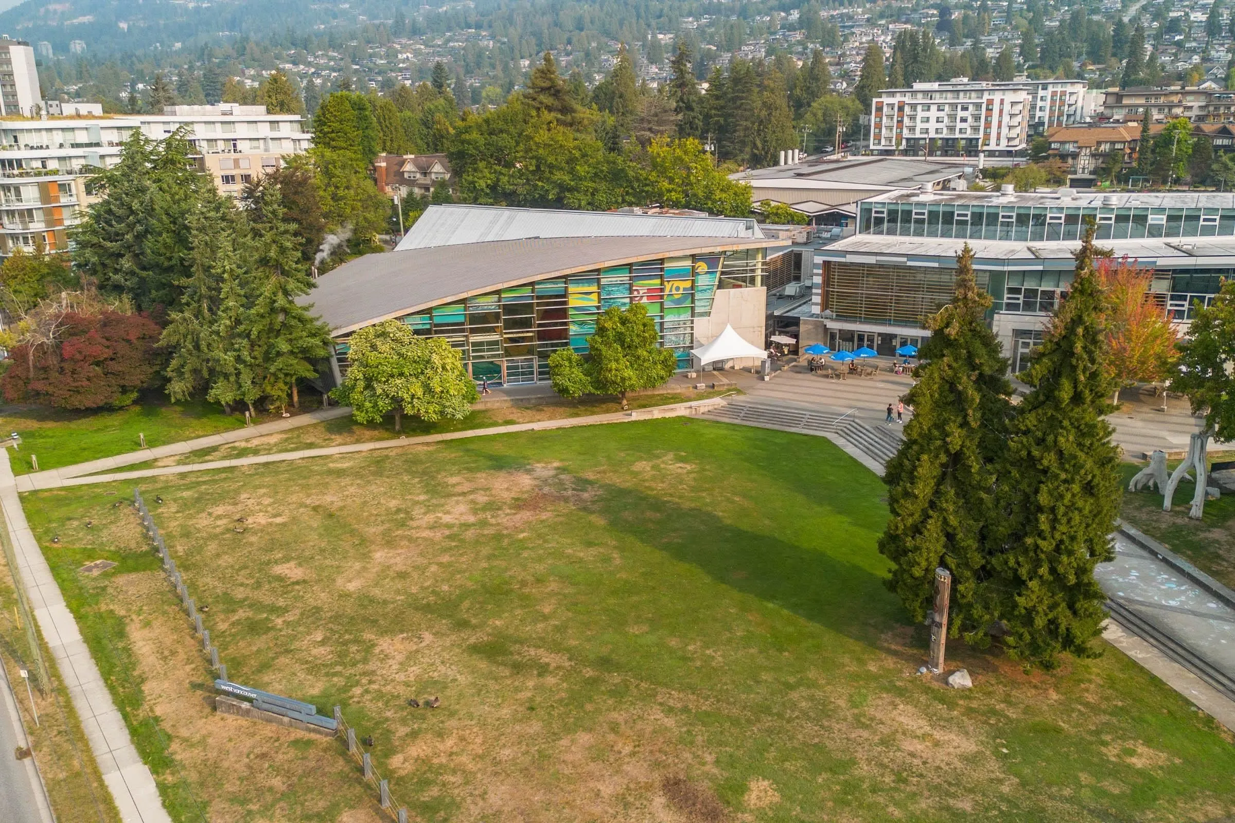 5 2150 Marine Drive