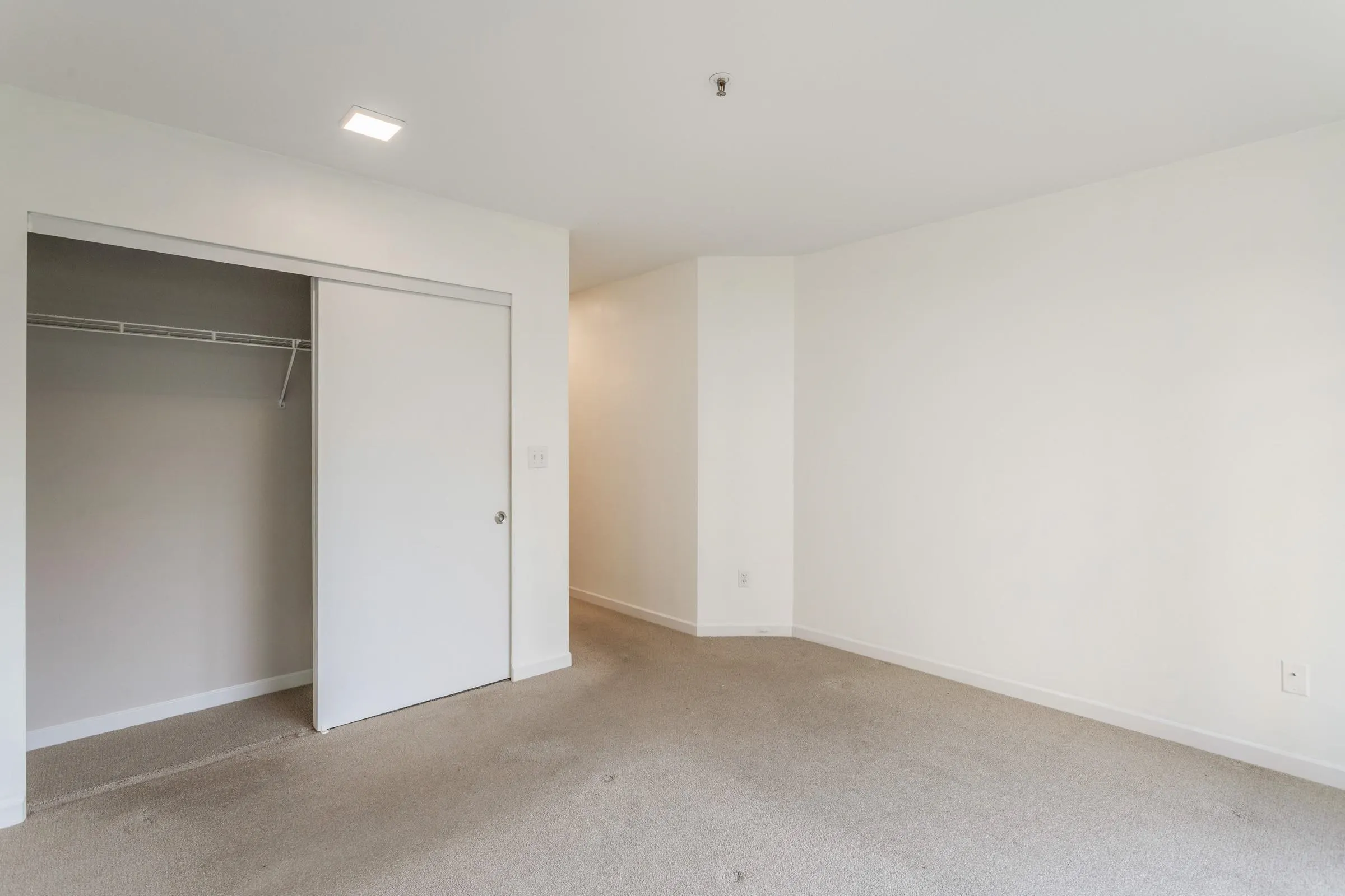 5 2150 Marine Drive