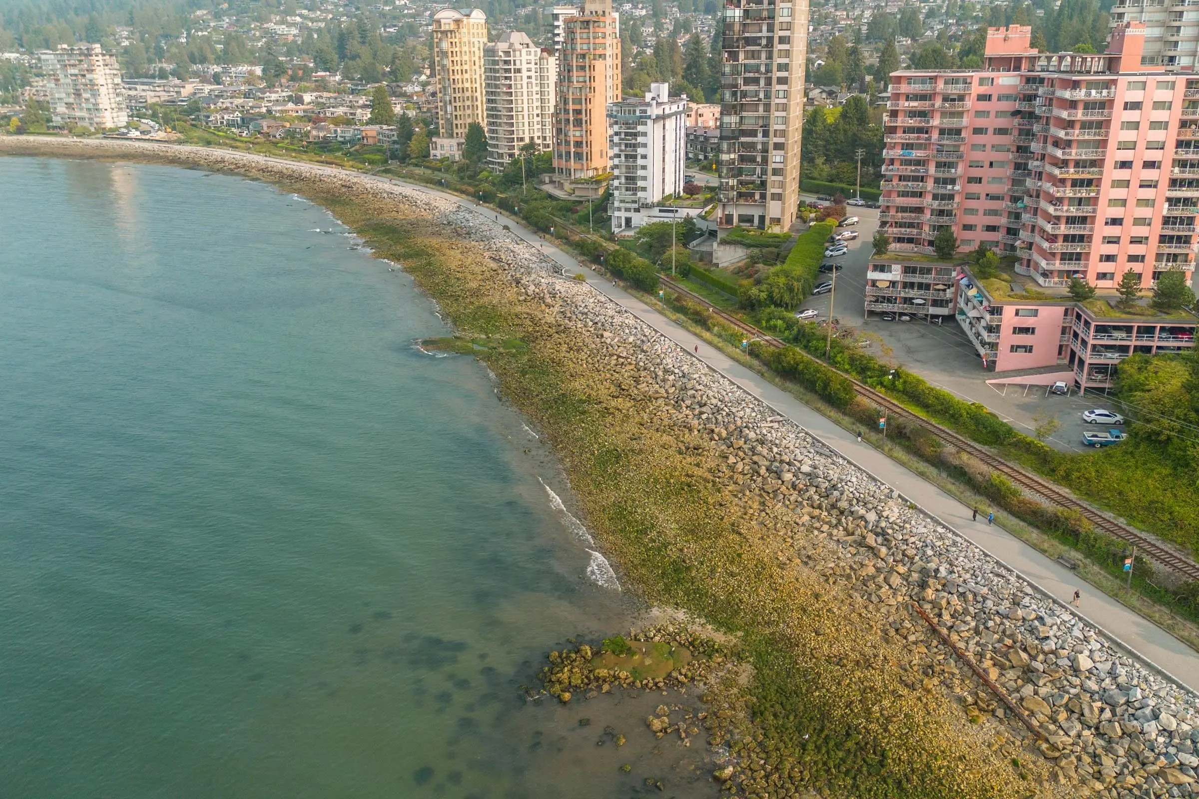 5 2150 Marine Drive