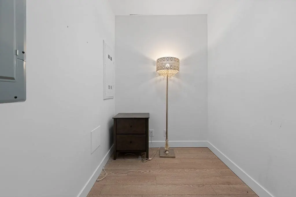 2904 1283 Howe Street