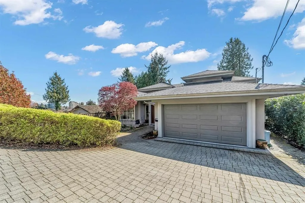 2566 Marine Drive