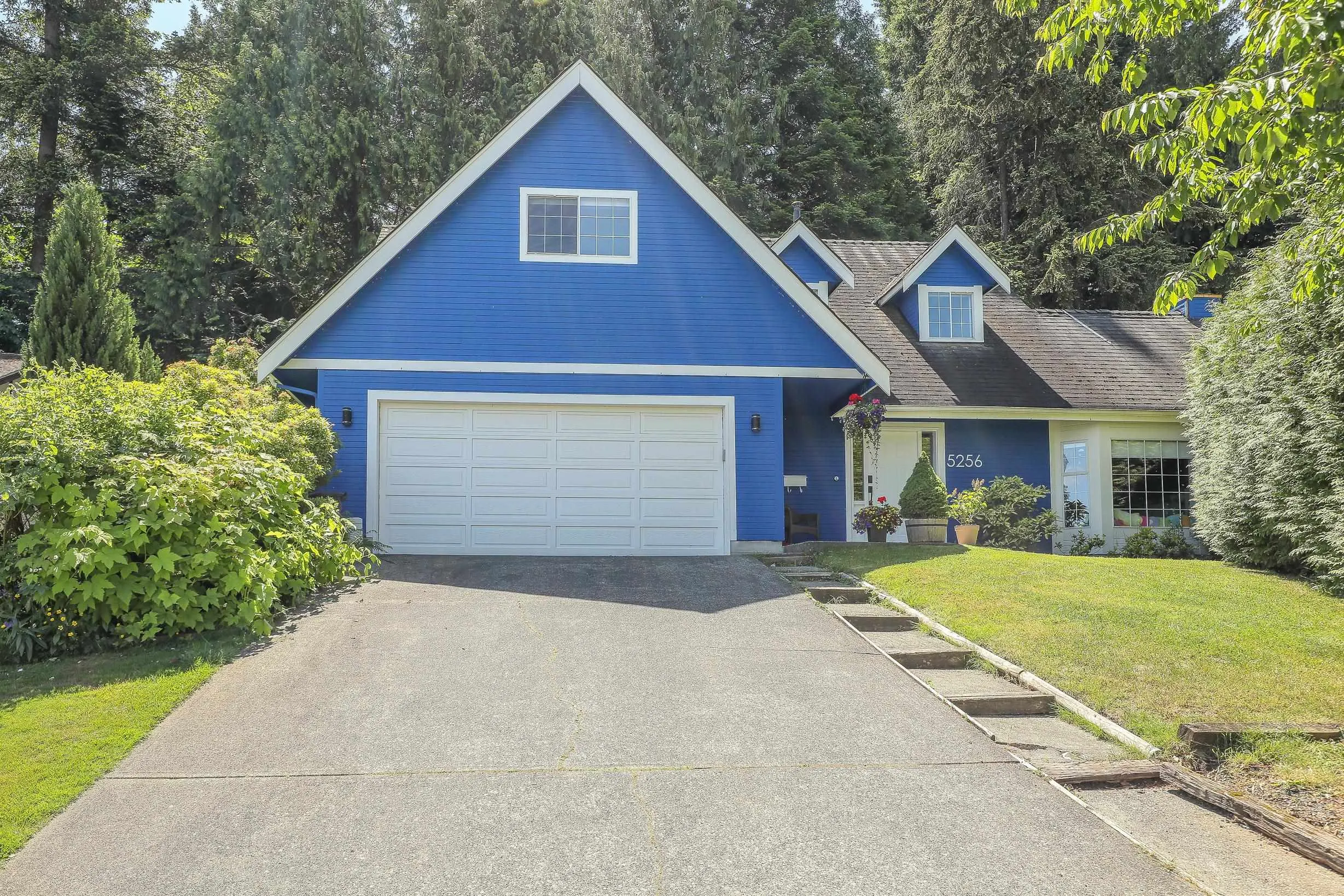 5256 Cambridge Court