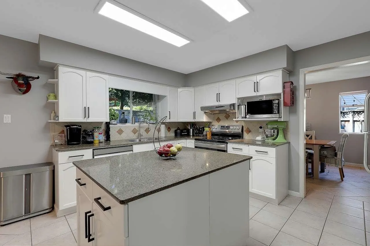 5256 Cambridge Court