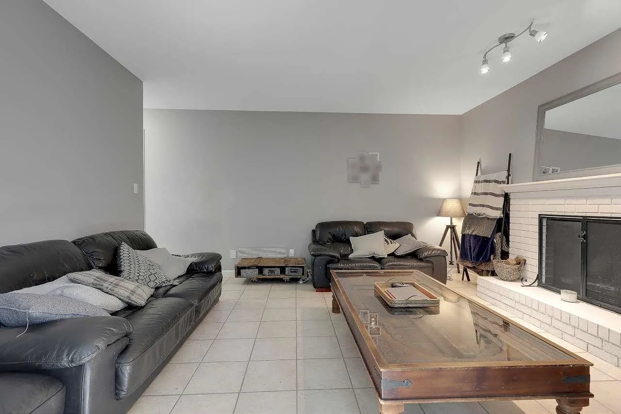 5256 Cambridge Court