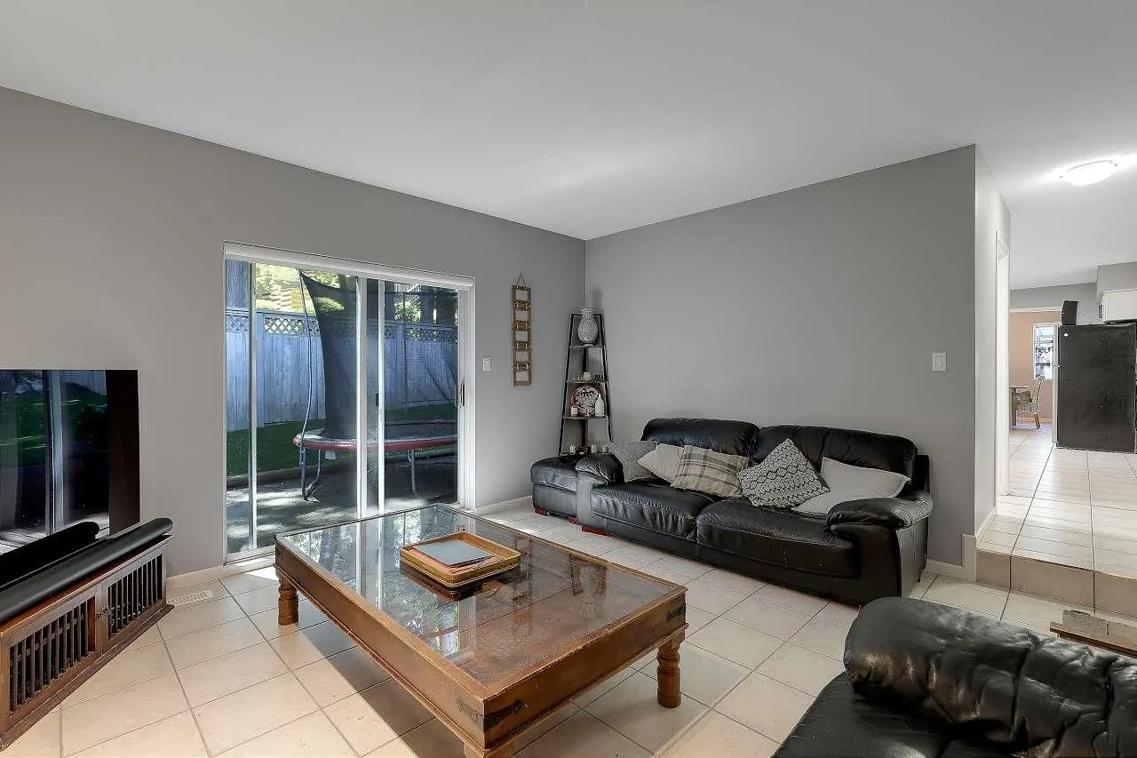 5256 Cambridge Court