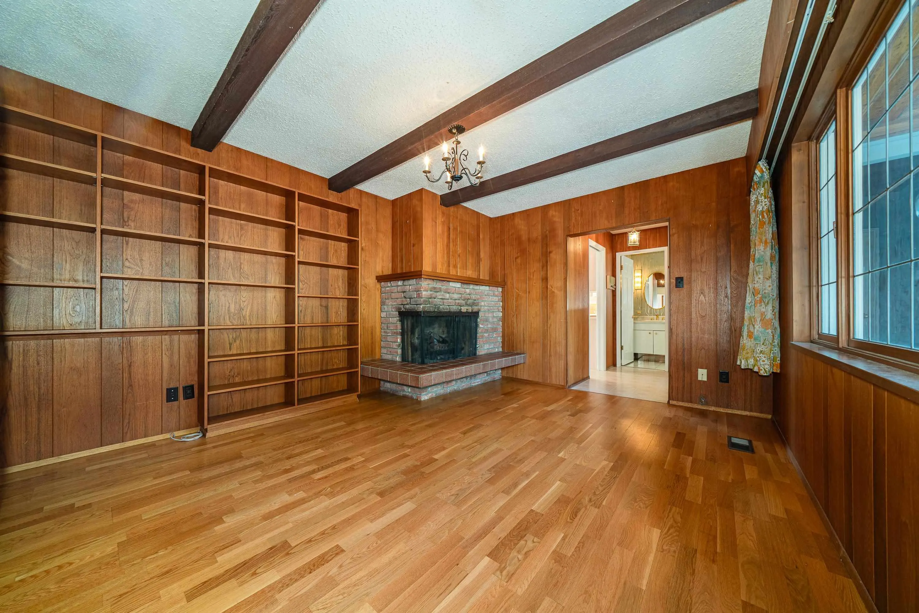 1346 Whitby Road