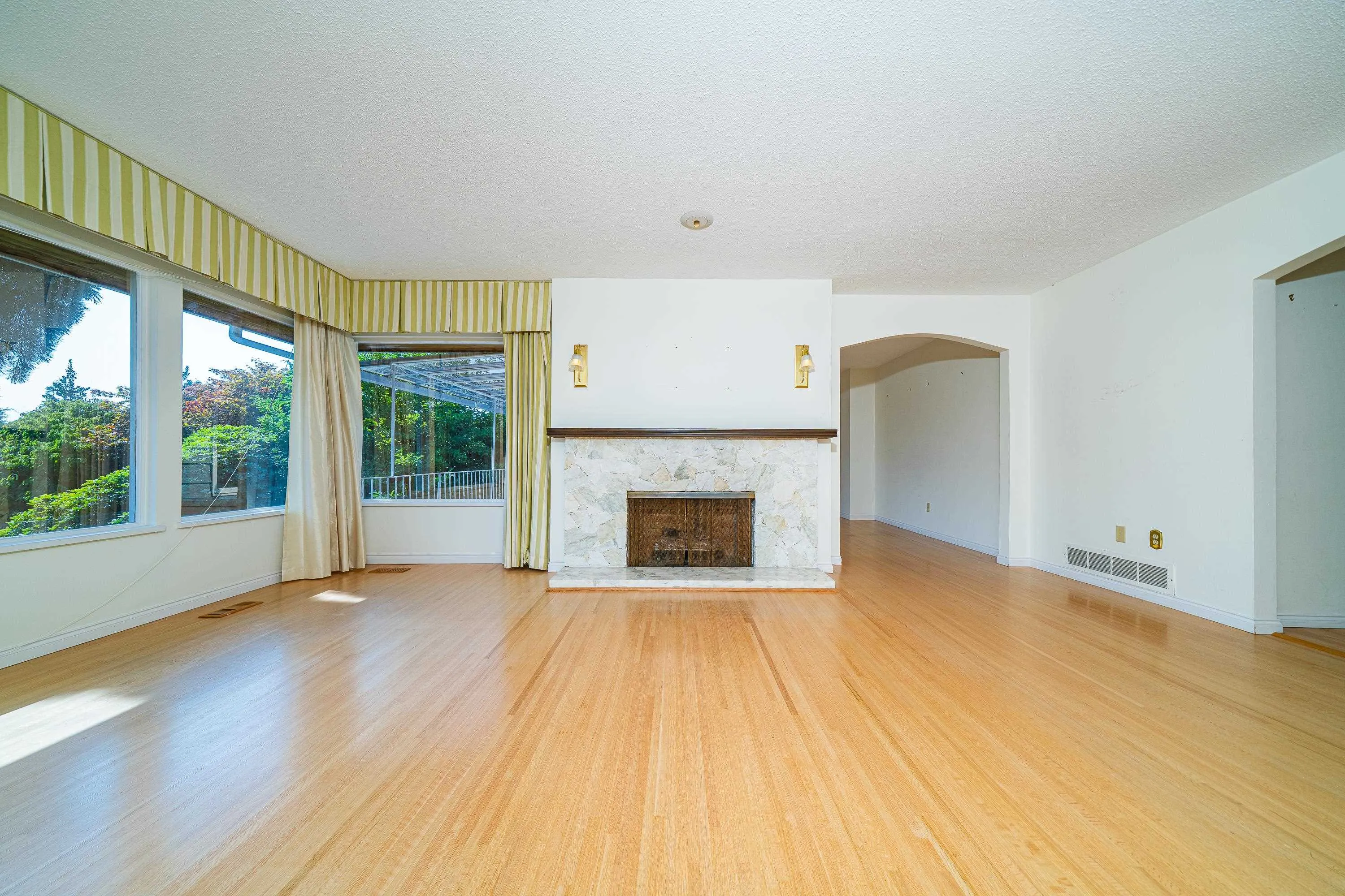 1346 Whitby Road