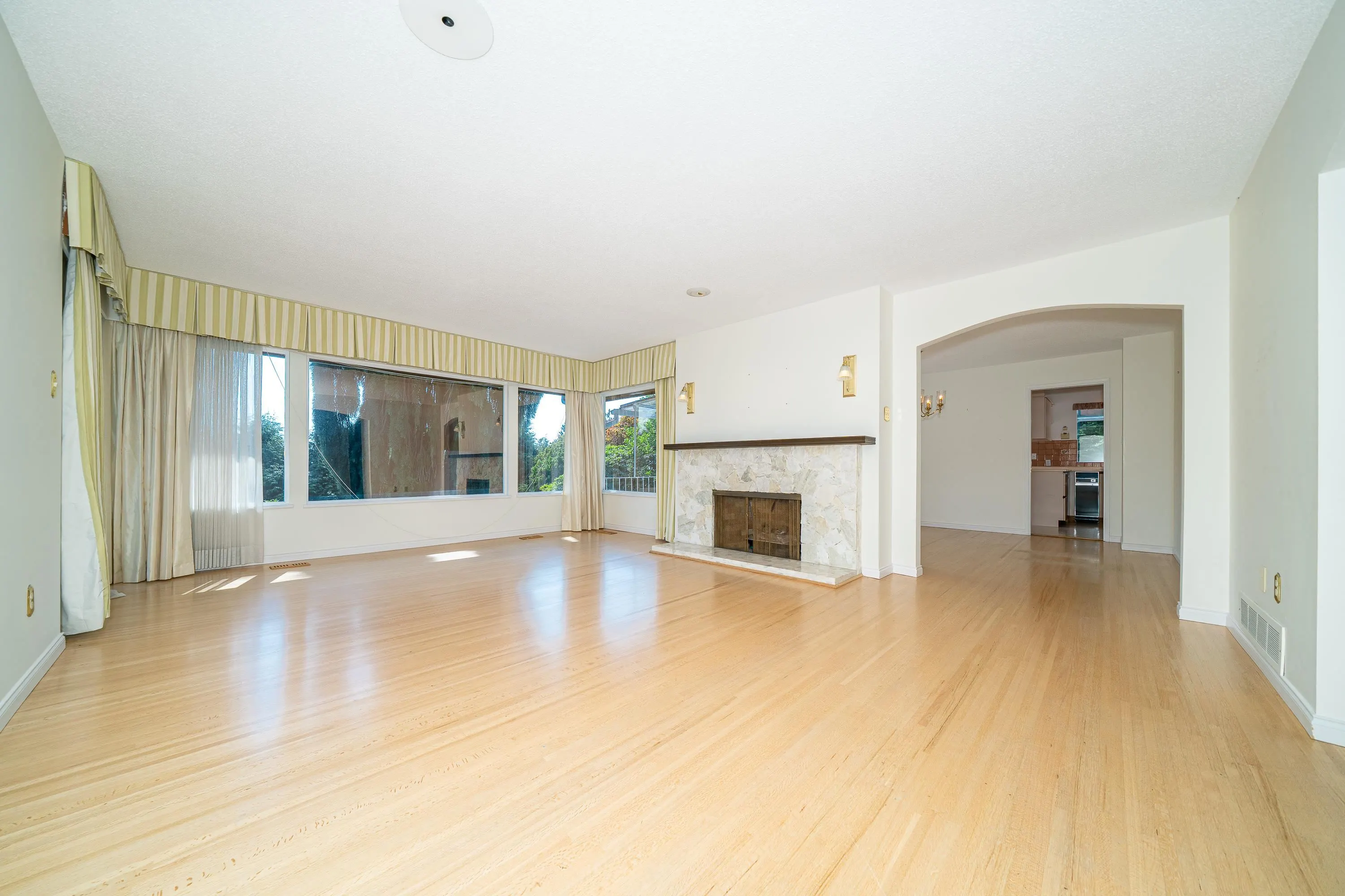 1346 Whitby Road