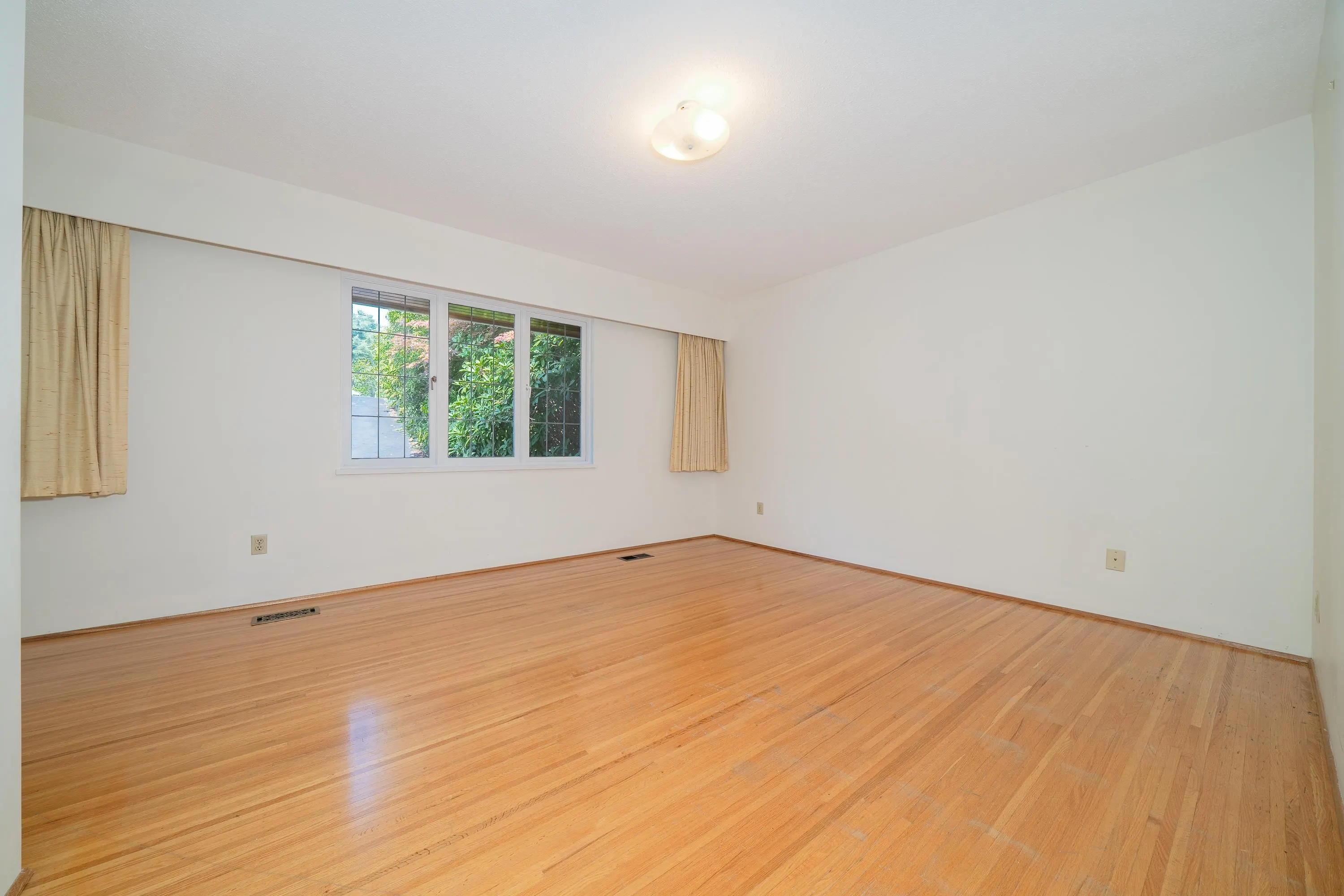 1346 Whitby Road
