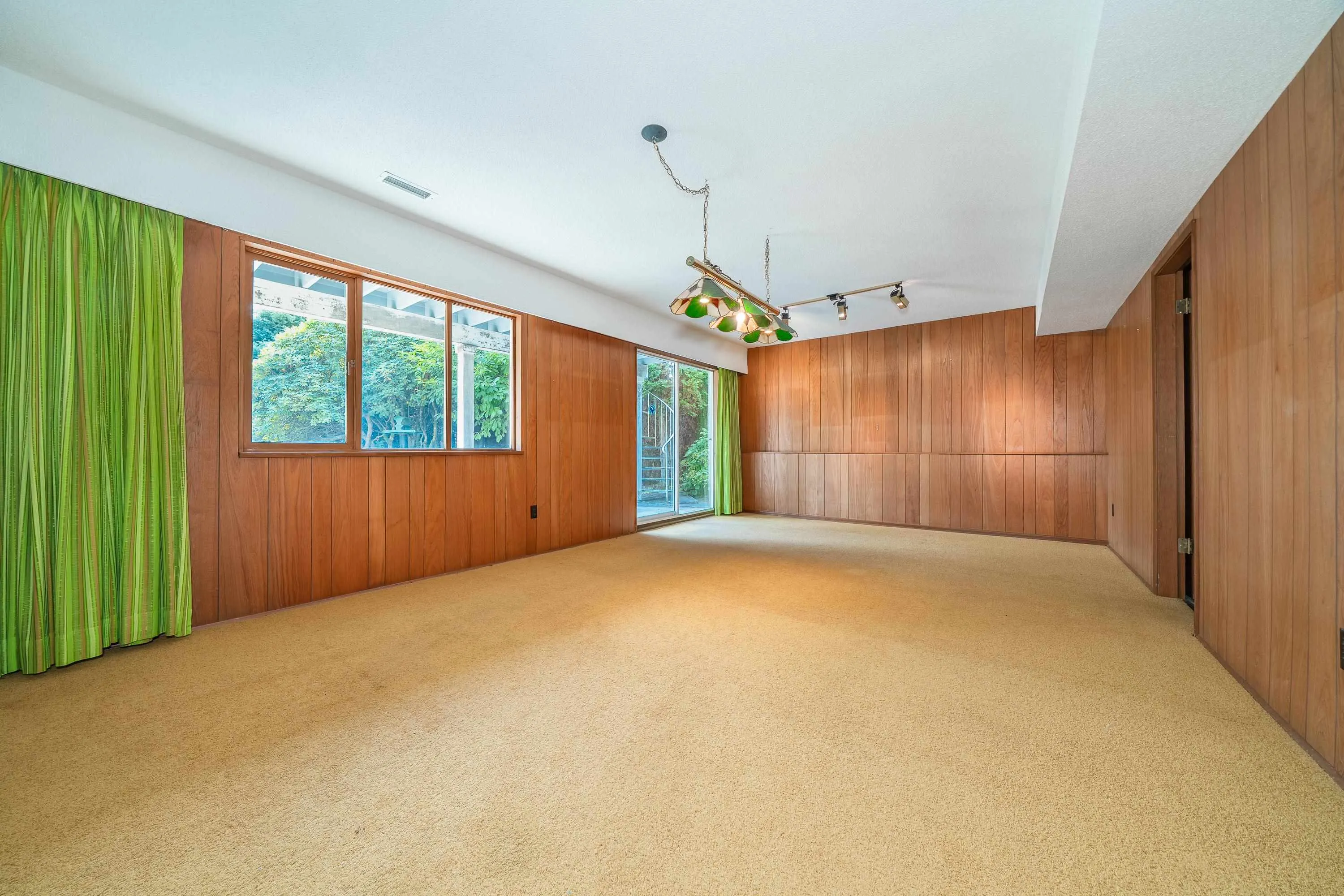 1346 Whitby Road