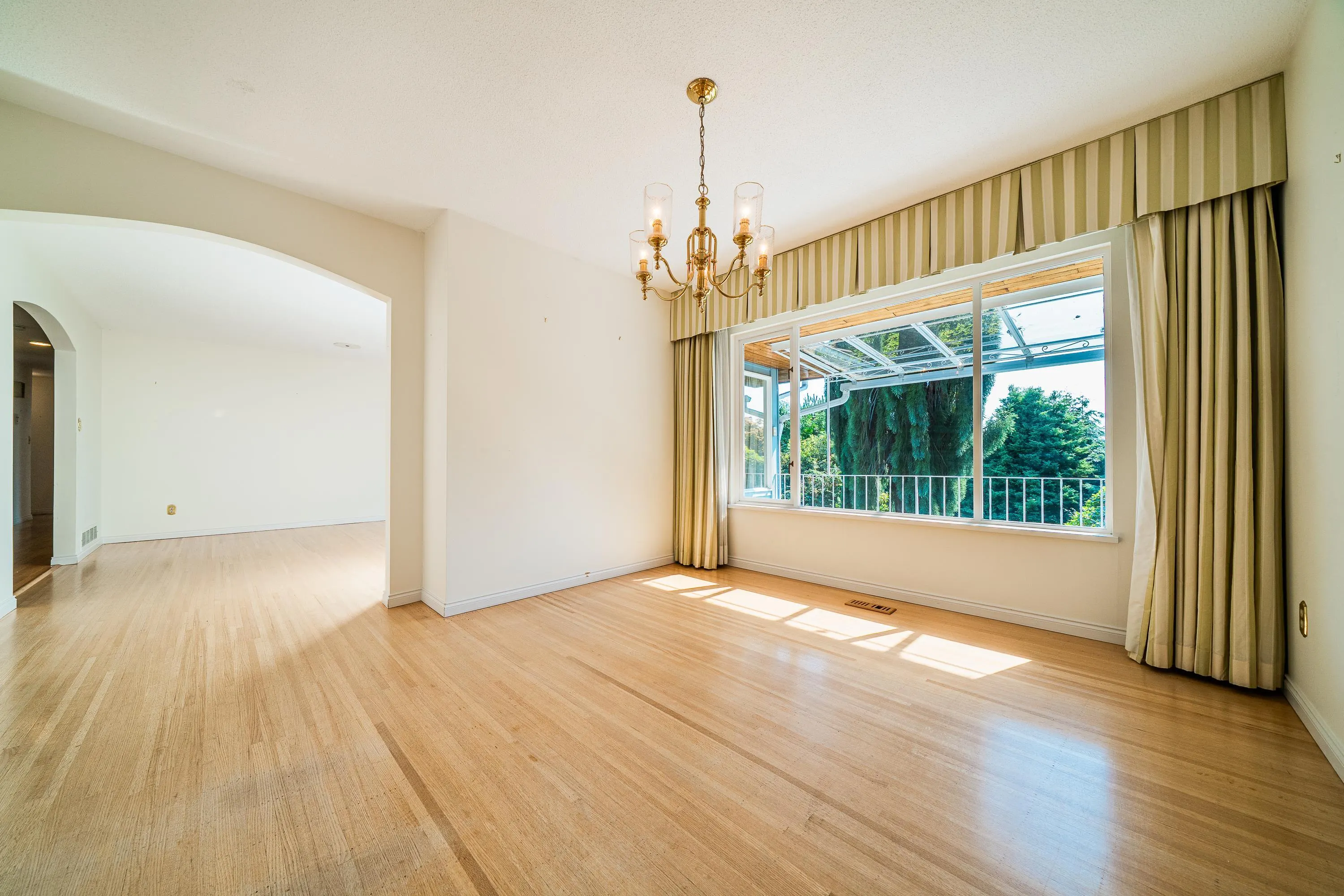 1346 Whitby Road