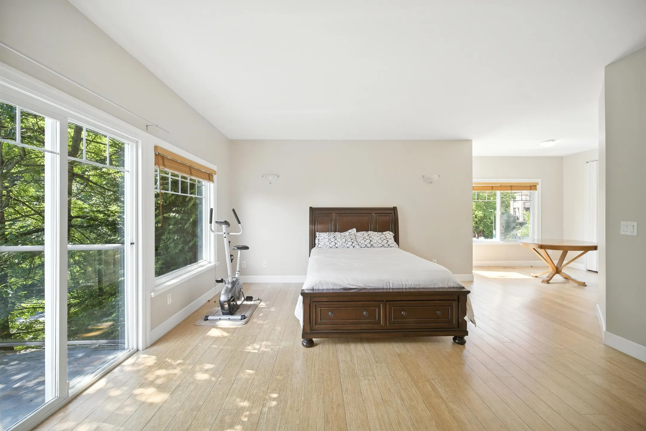 3252 Camelback Lane