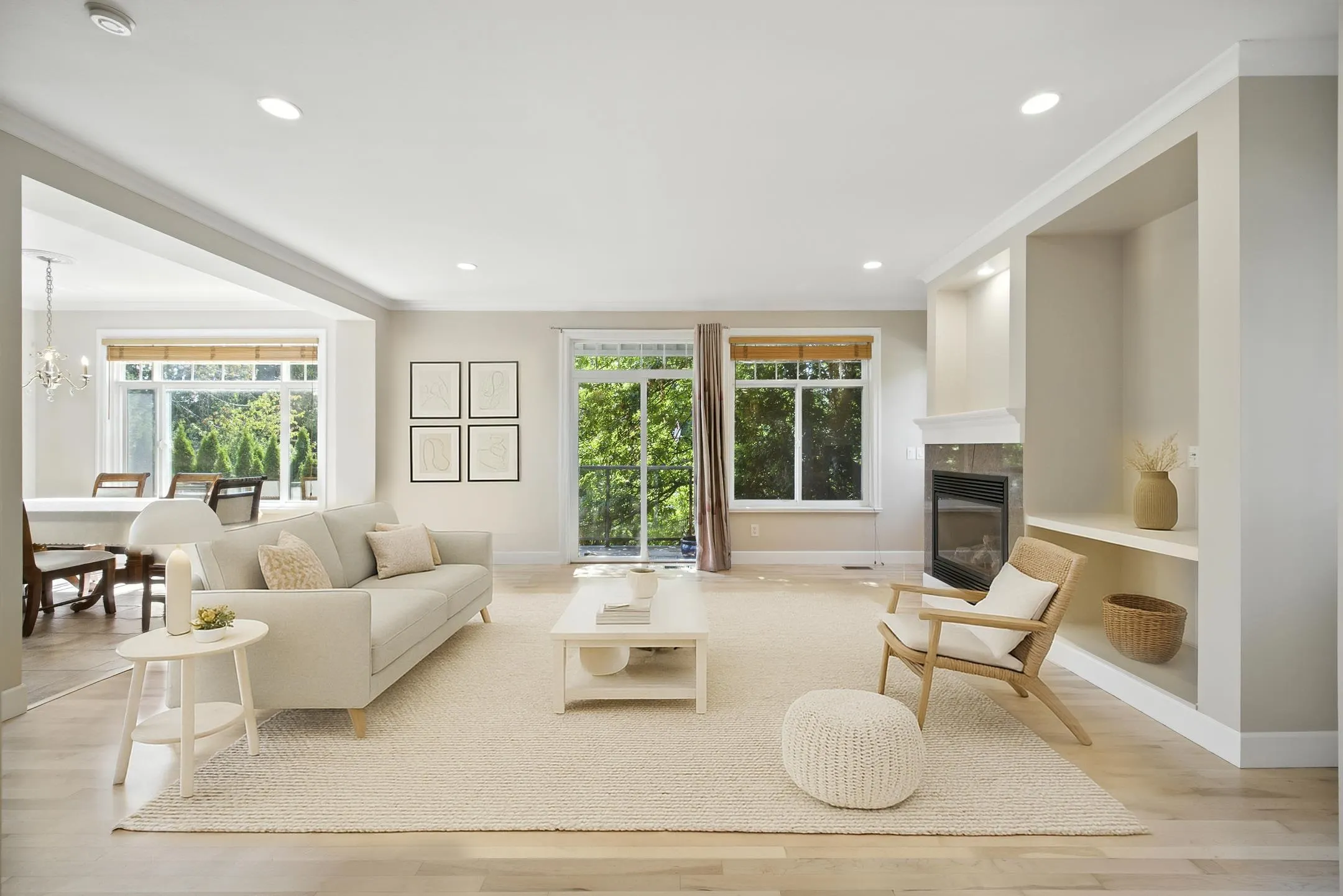 3252 Camelback Lane