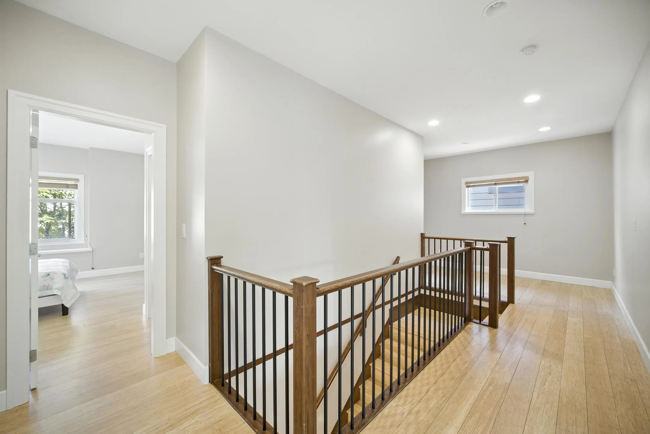 3252 Camelback Lane