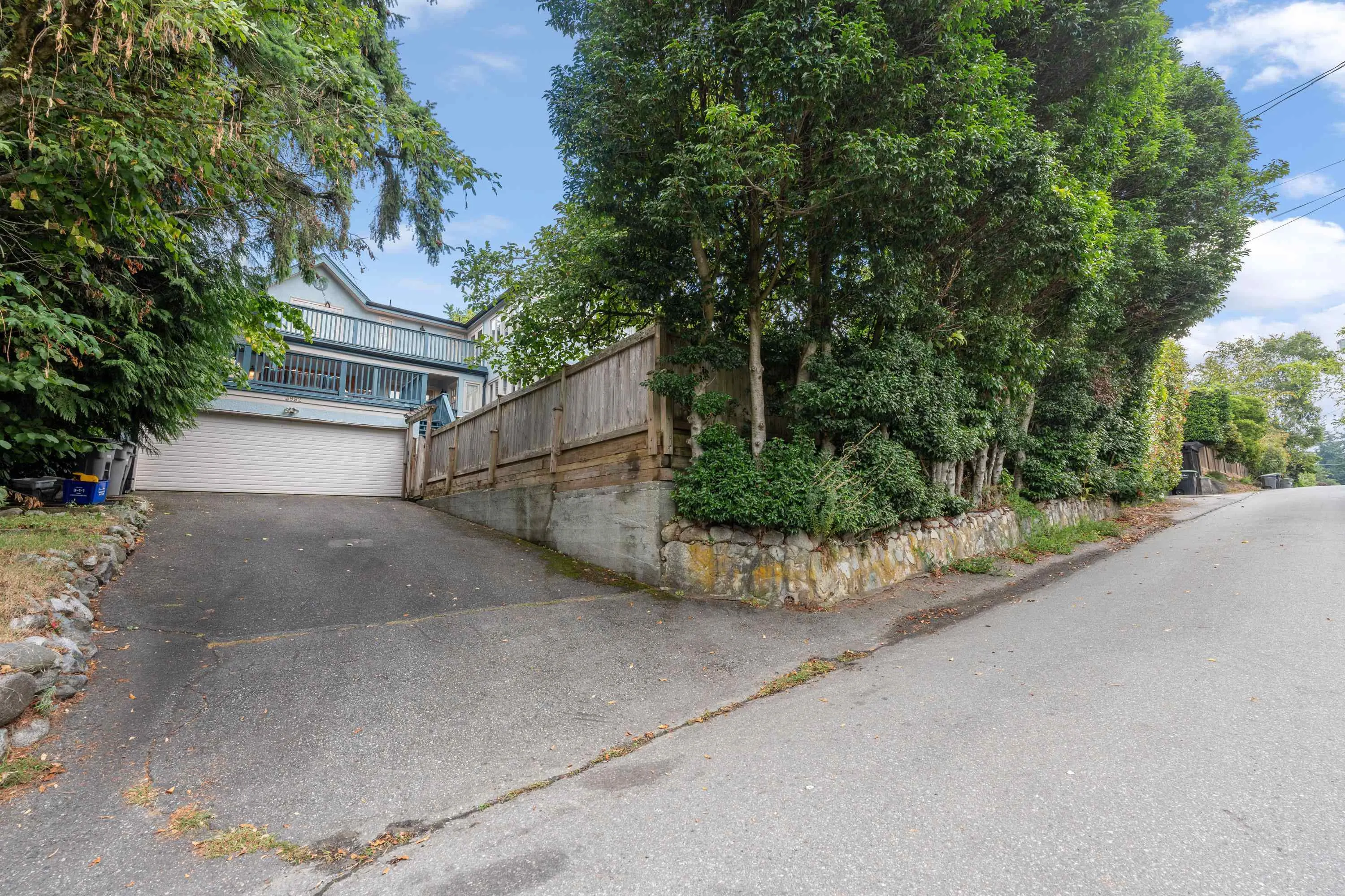 3982 W 35th Avenue