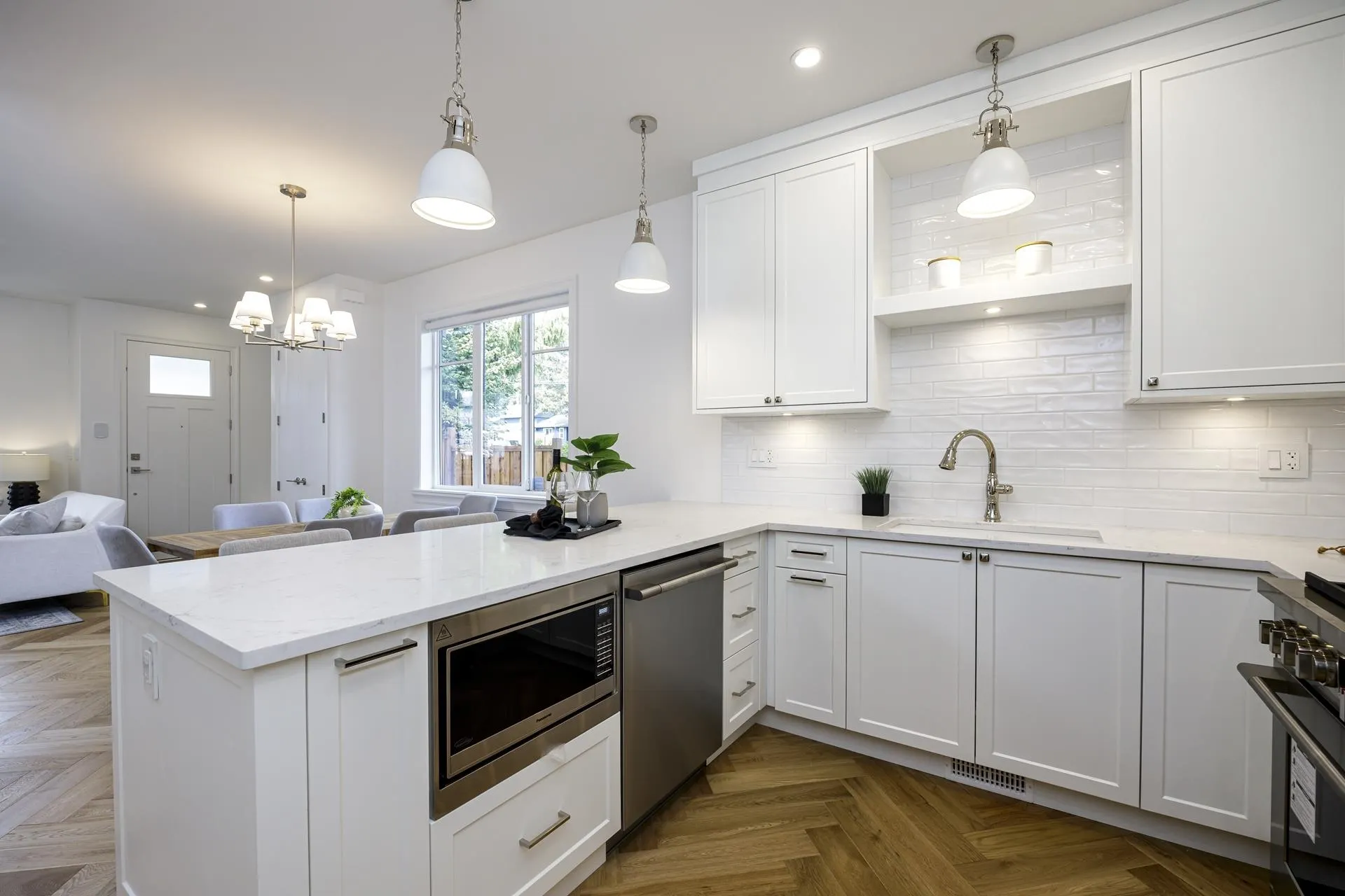 259 E 23rd Street