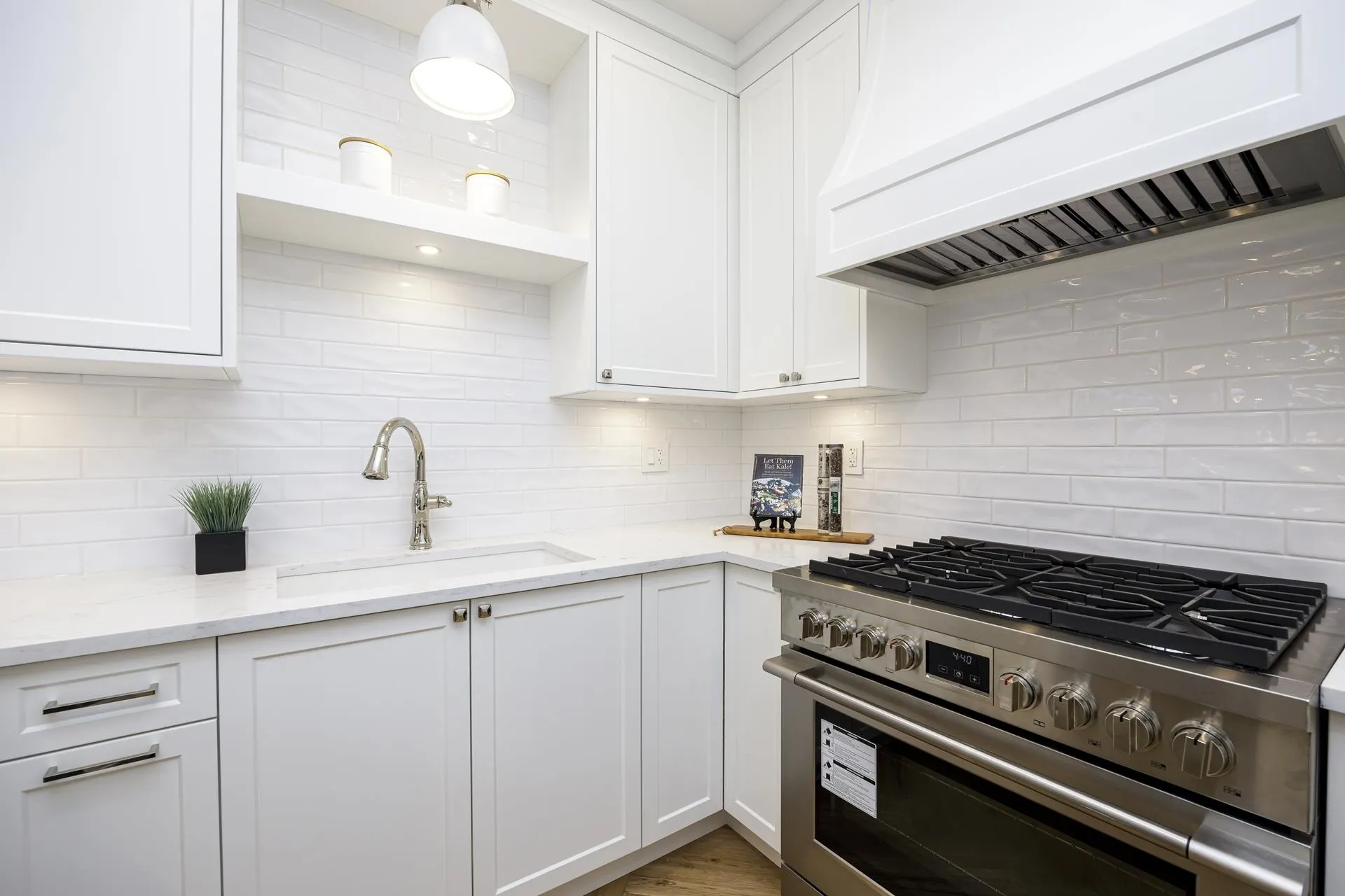 259 E 23rd Street