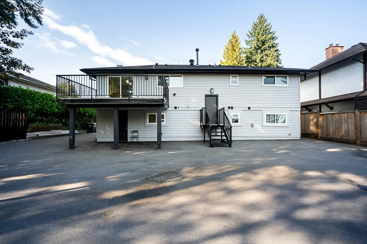 1624 Coquitlam Avenue