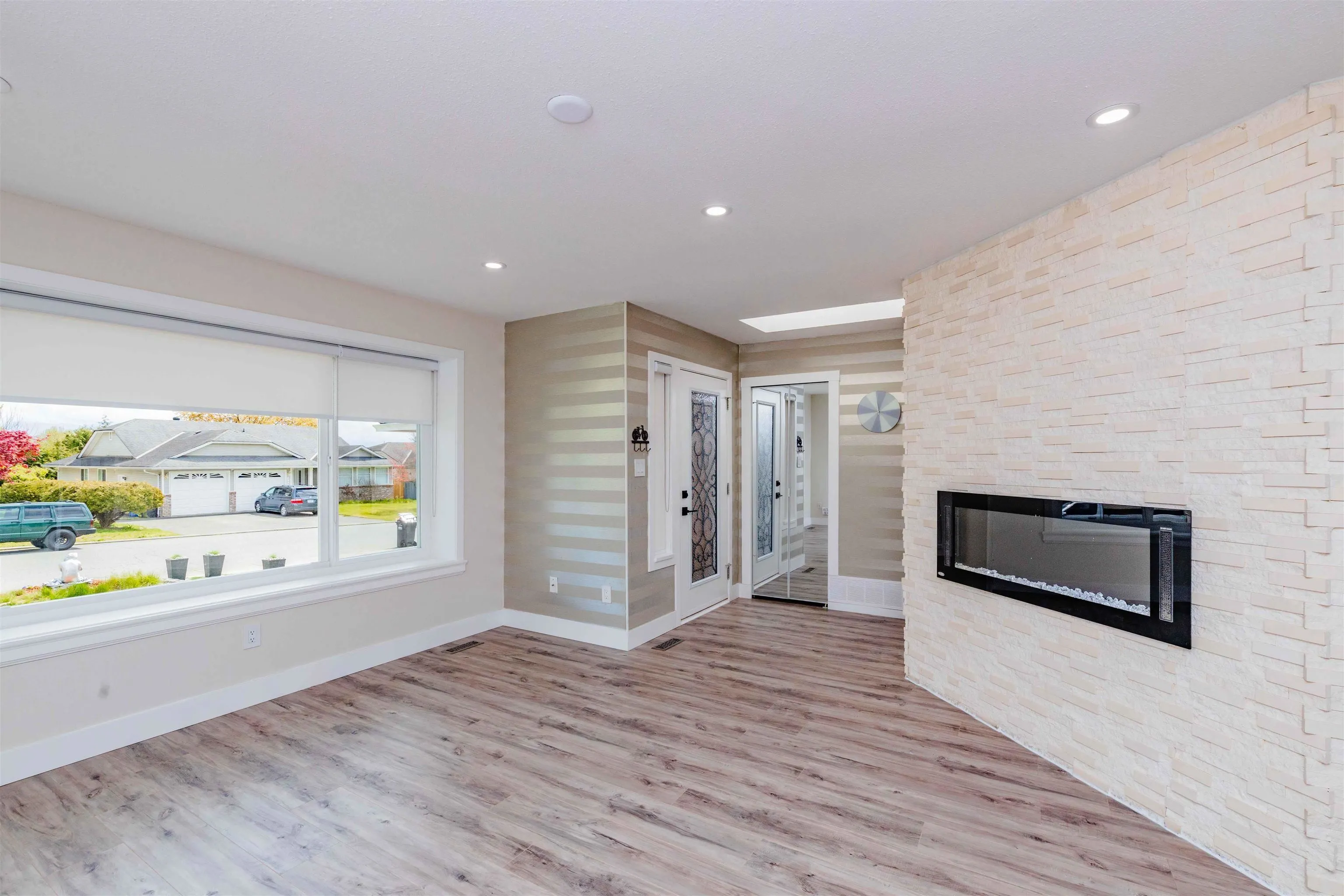 3097 Goldfinch Street