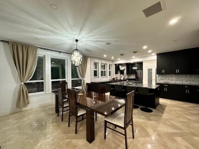 1102 Largo Road