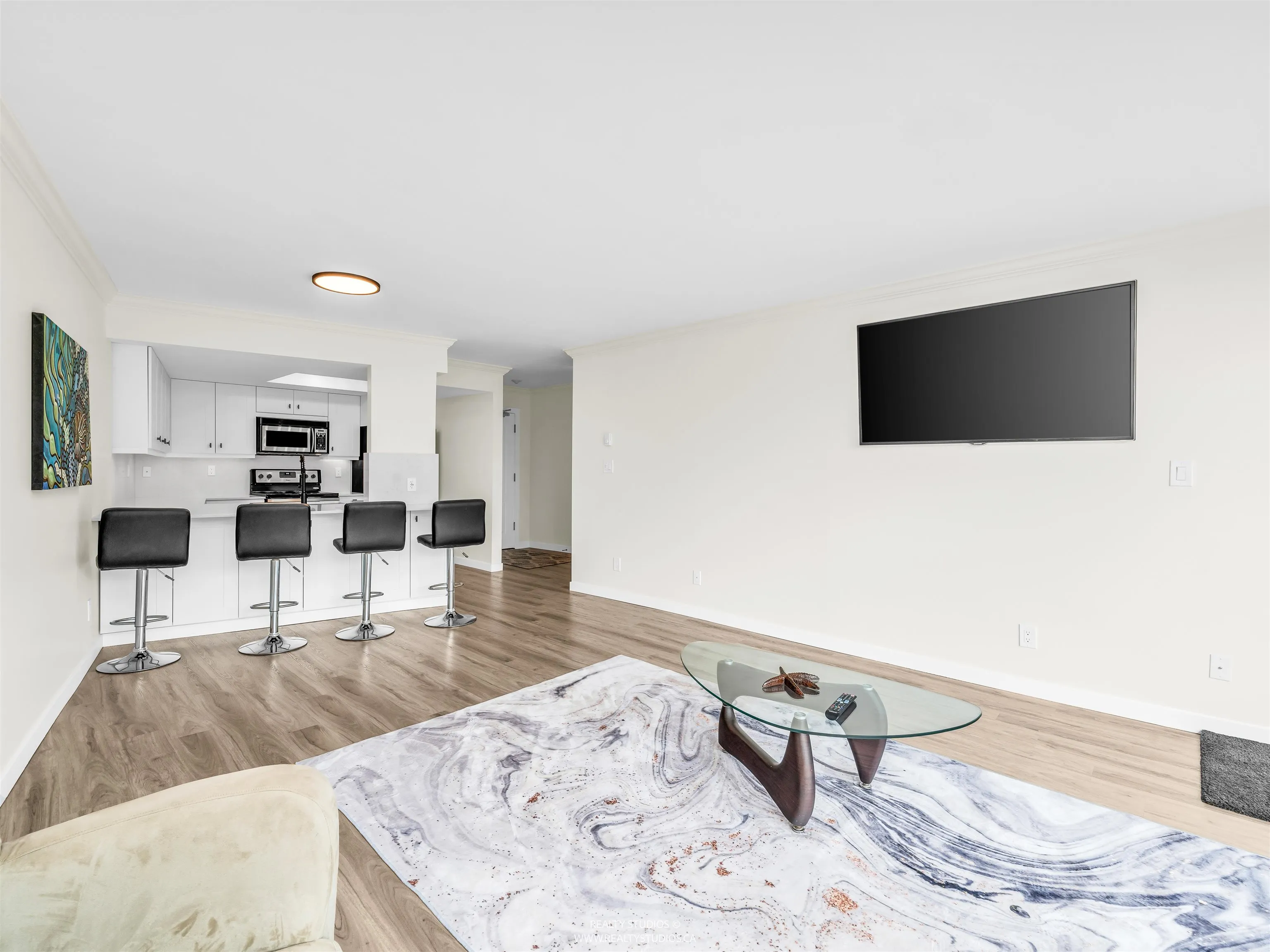 406 995 Roche Point Drive