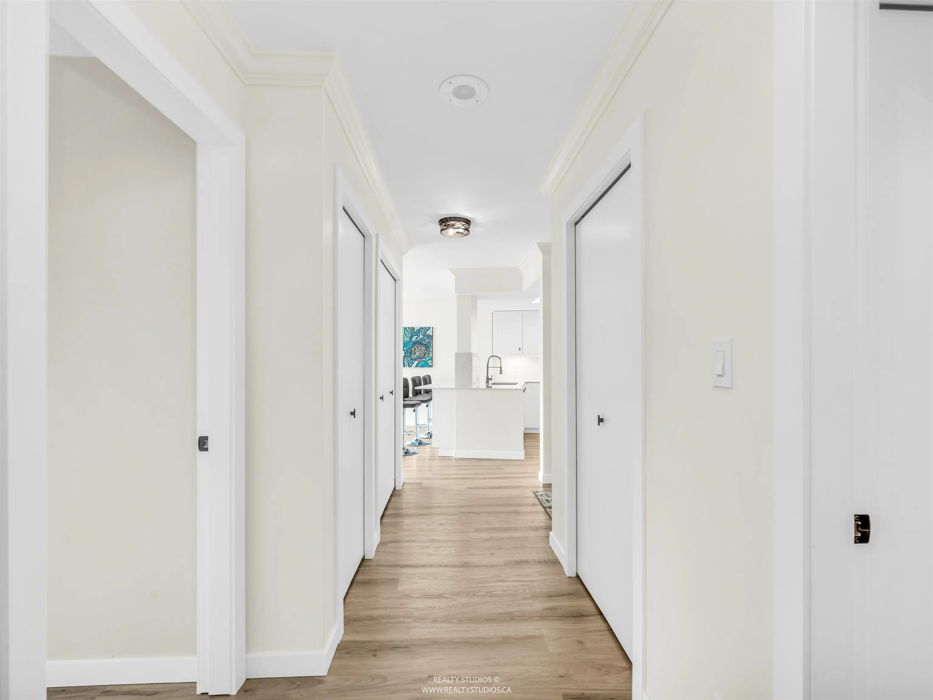 406 995 Roche Point Drive