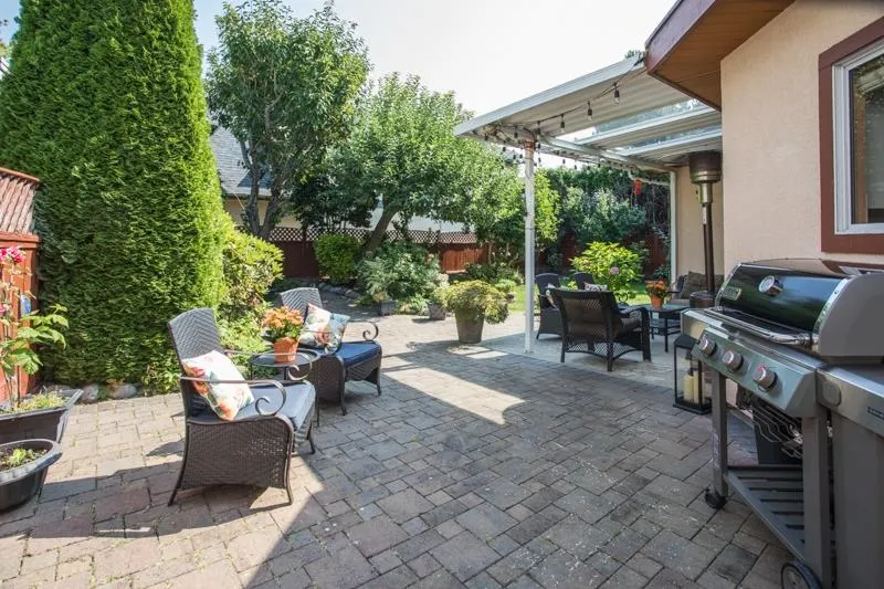 5524 Cornwall Drive